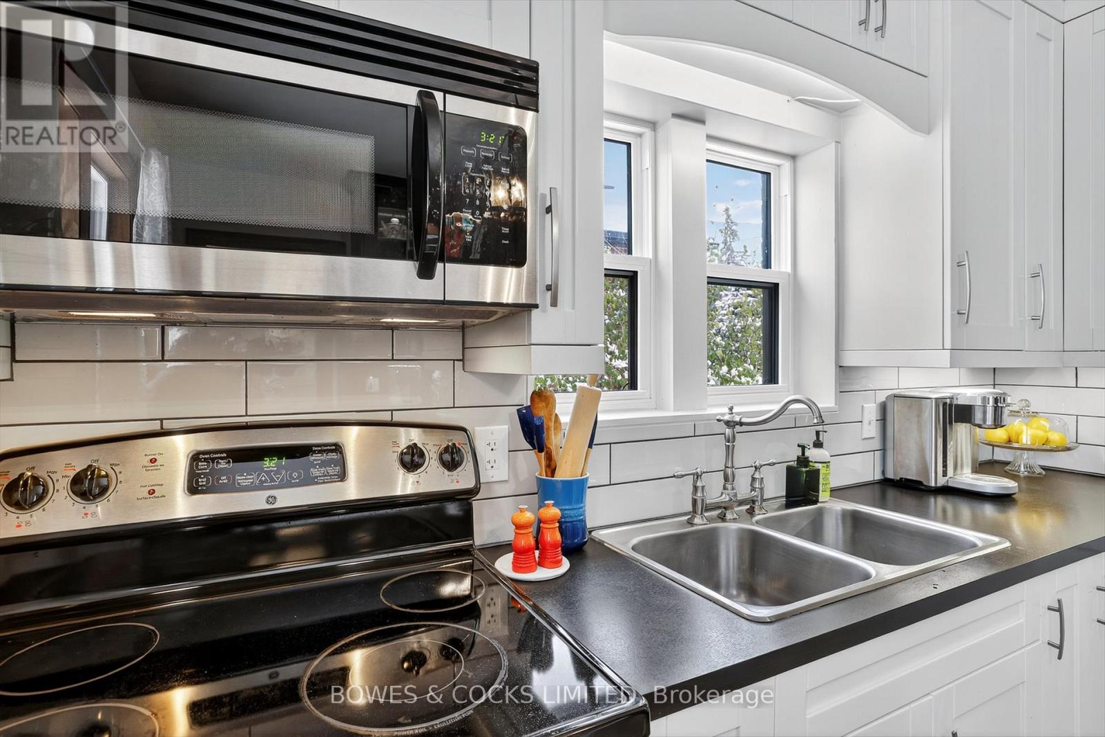 712 Bethune Street, Peterborough (Northcrest Ward 5), Ontario  K9H 4A4 - Photo 16 - X12537778