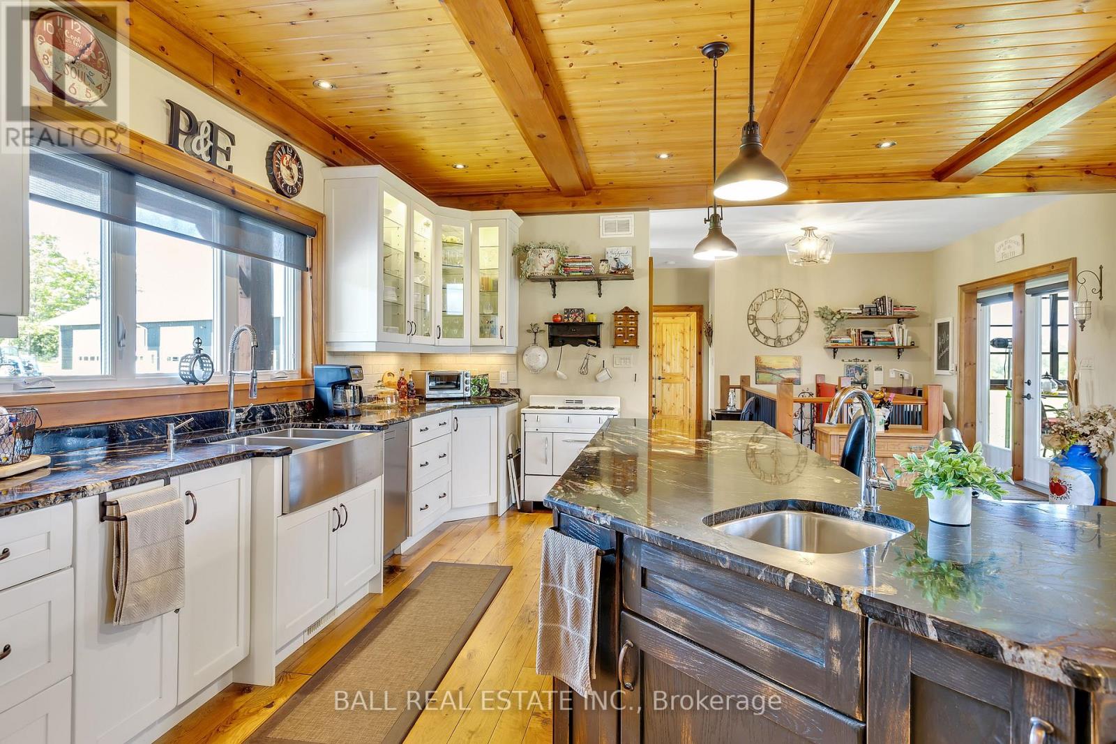 496 4th Line S, Douro-Dummer, Ontario  K0L 3A0 - Photo 8 - X12538050