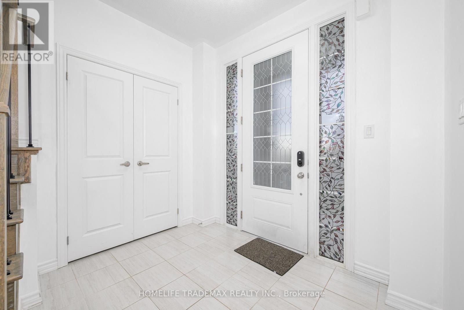 29 Hennessey Crescent, Kawartha Lakes (Lindsay), Ontario  K9V 0P3 - Photo 32 - X12537930