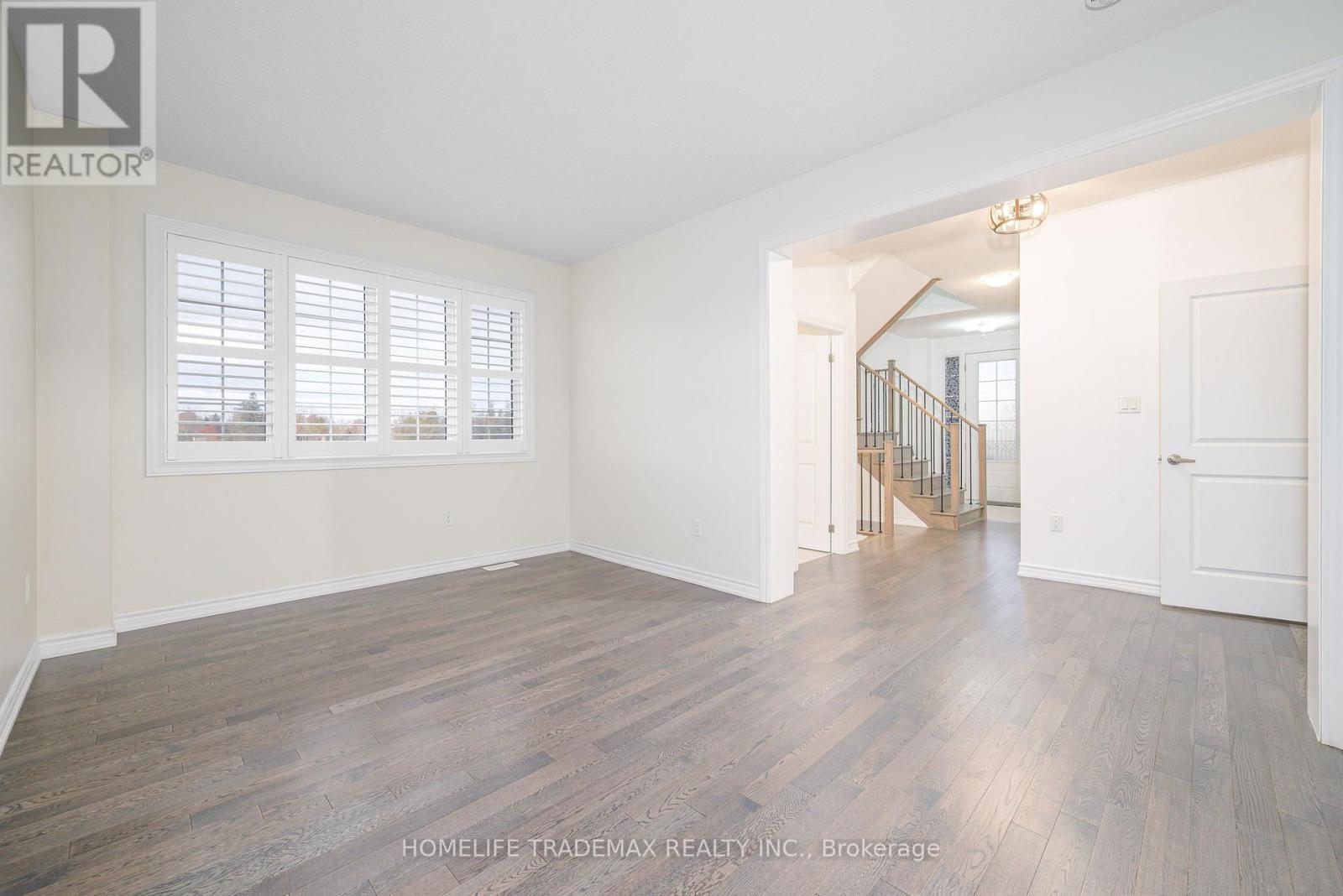 29 Hennessey Crescent, Kawartha Lakes (Lindsay), Ontario  K9V 0P3 - Photo 36 - X12537930