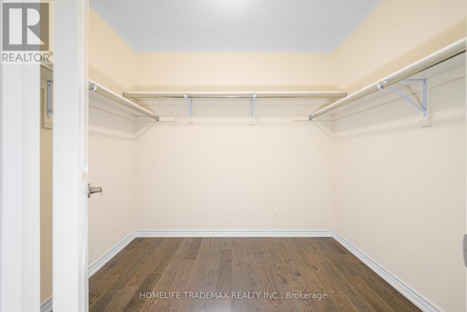 29 Hennessey Crescent, Kawartha Lakes (Lindsay), Ontario  K9V 0P3 - Photo 46 - X12537930