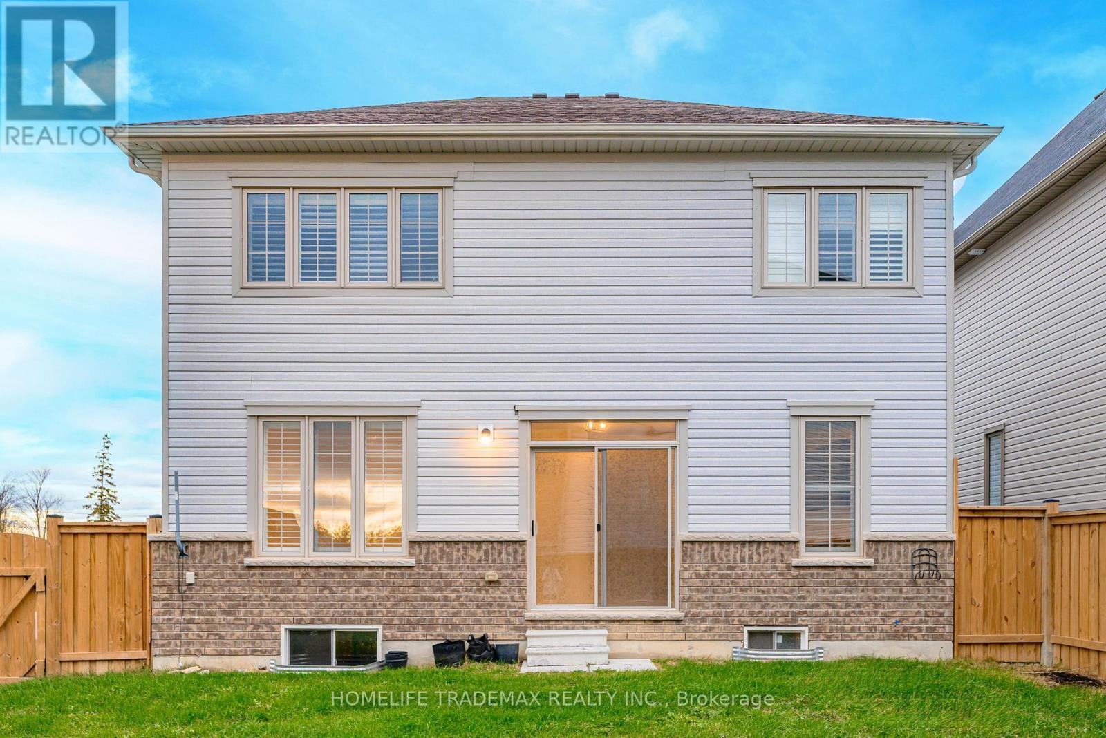 29 Hennessey Crescent, Kawartha Lakes (Lindsay), Ontario  K9V 0P3 - Photo 49 - X12537930