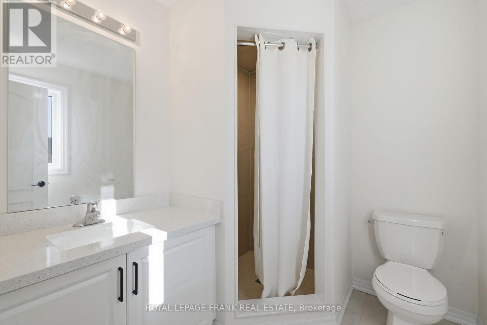 11 Fisher Road, Kawartha Lakes (Lindsay), Ontario  K9V 0P8 - Photo 29 - X12538368