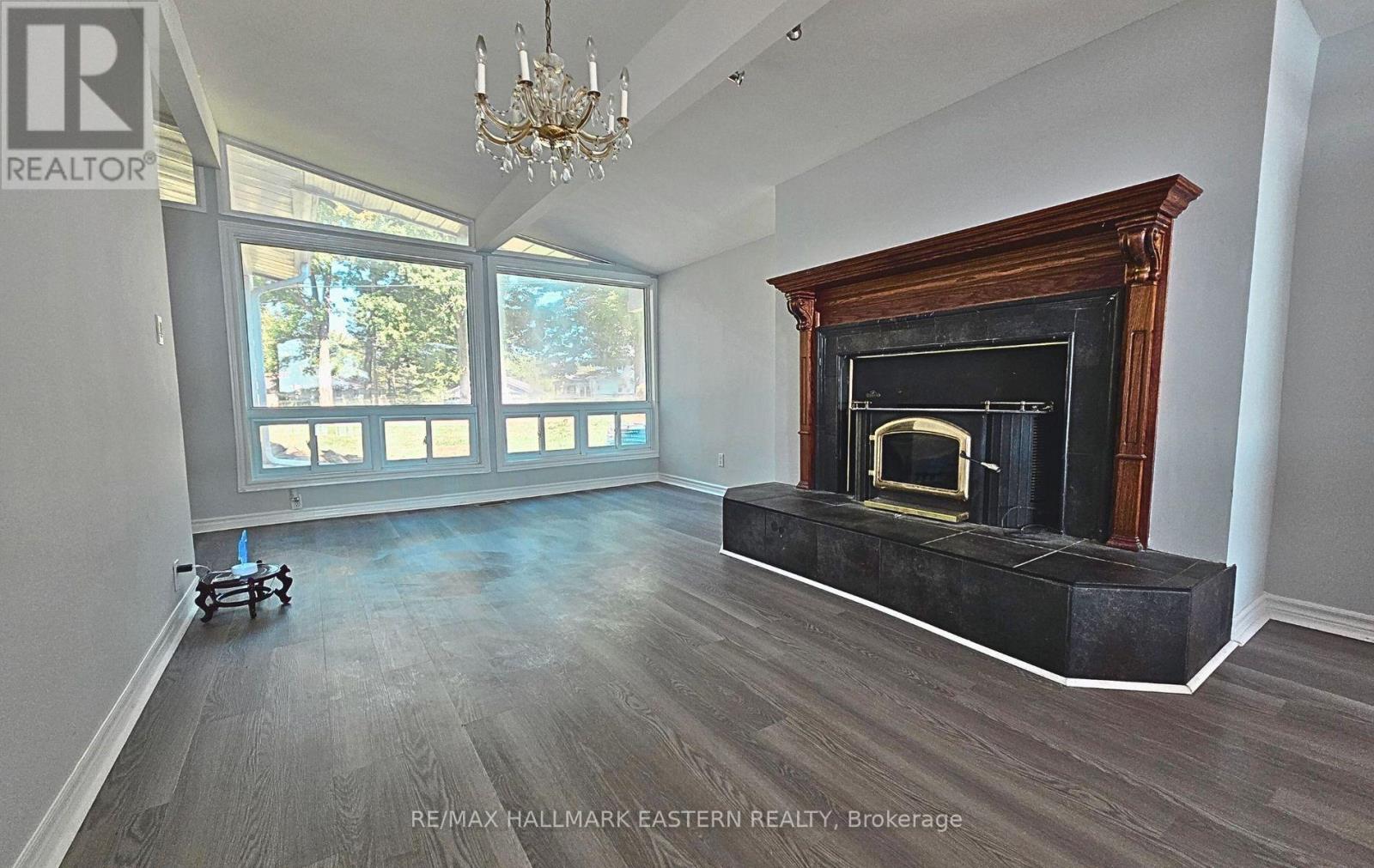 30 Edgewater Drive, Selwyn, Ontario  K0L 1T0 - Photo 13 - X12538466