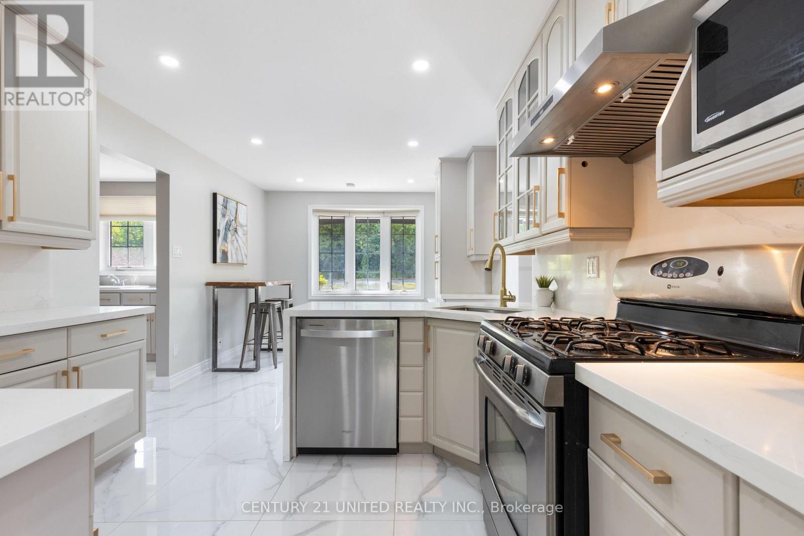 1143 Connaught Drive, Selwyn, Ontario  K0L 1T0 - Photo 16 - X12538662