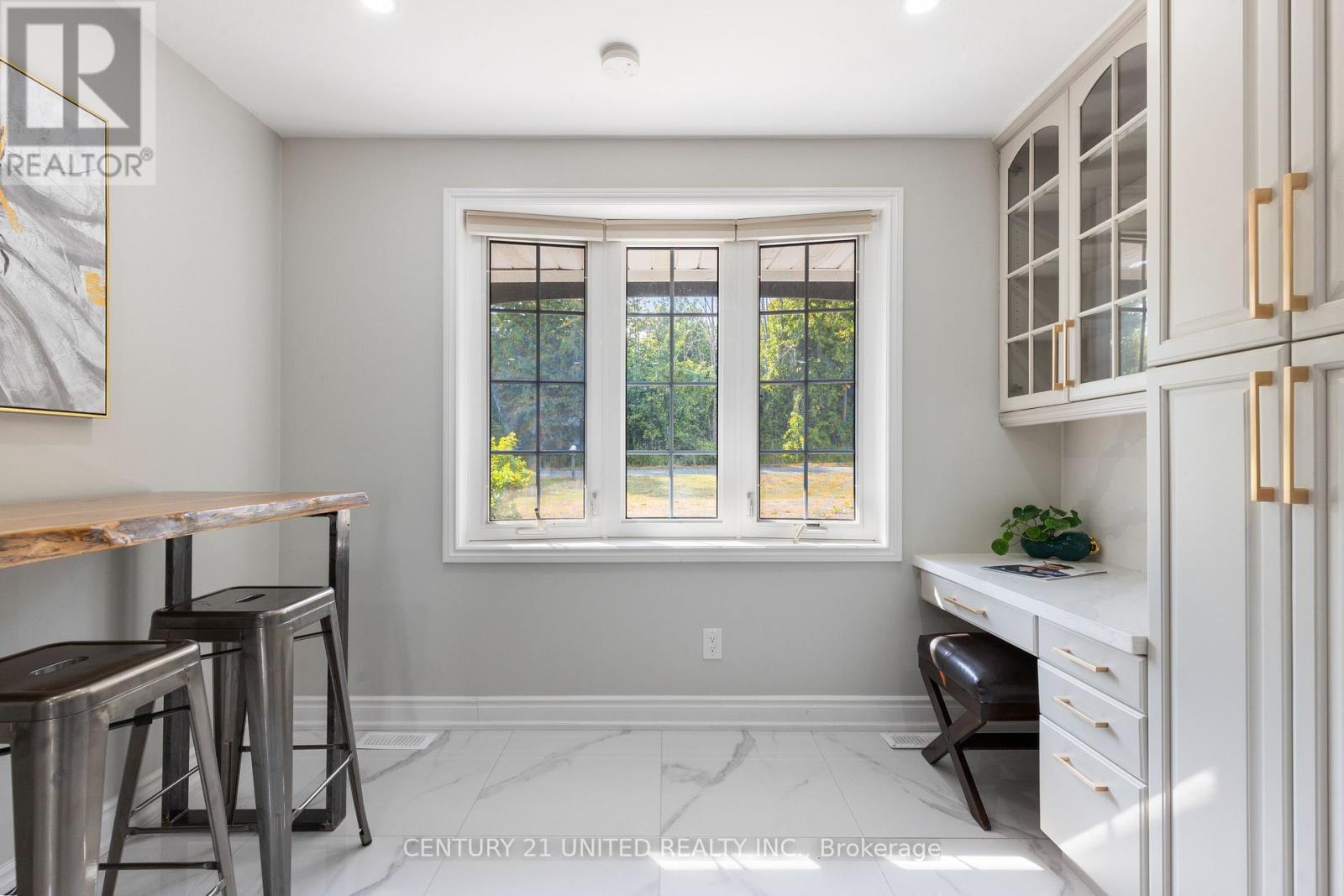 1143 Connaught Drive, Selwyn, Ontario  K0L 1T0 - Photo 18 - X12538662