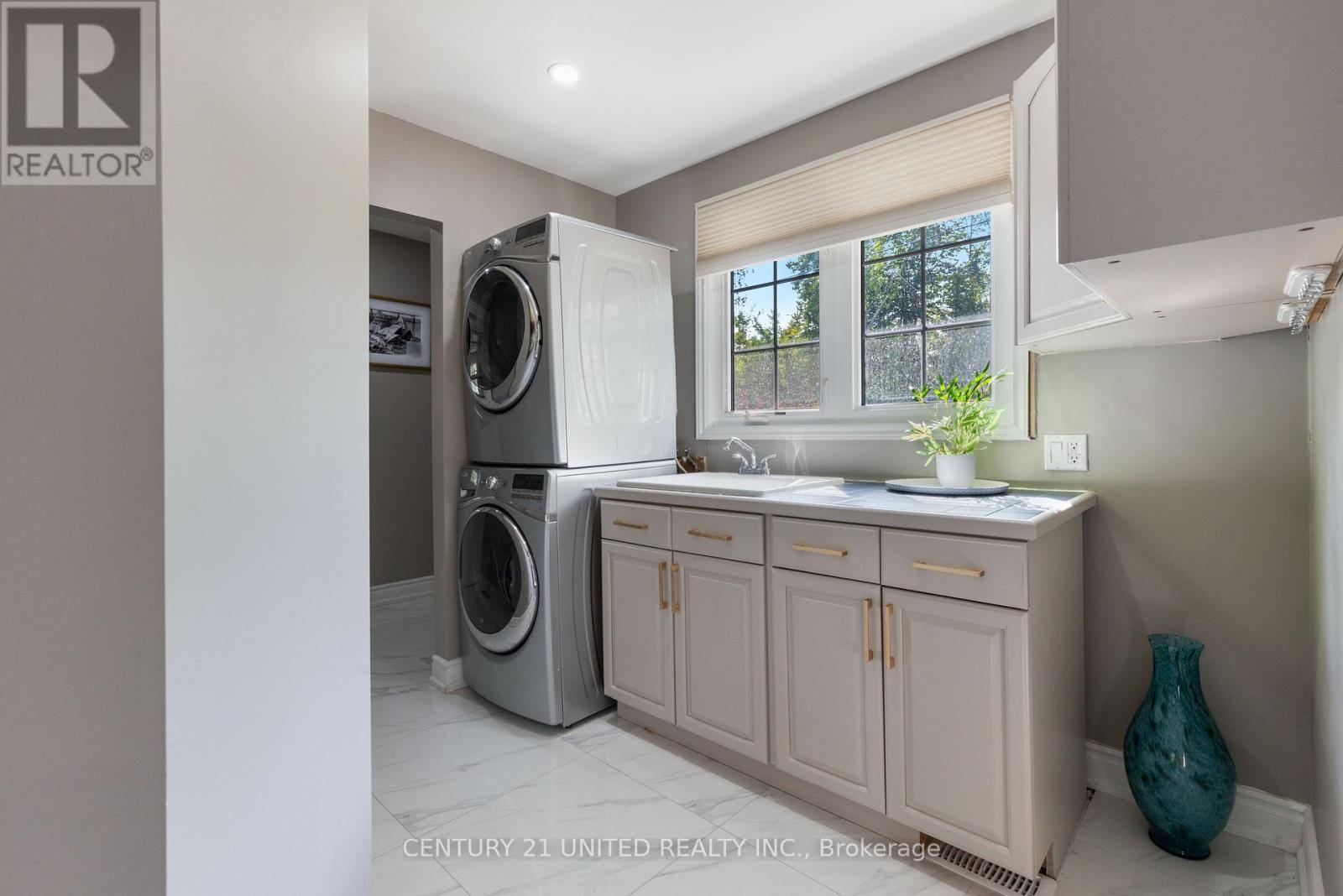 1143 Connaught Drive, Selwyn, Ontario  K0L 1T0 - Photo 20 - X12538662