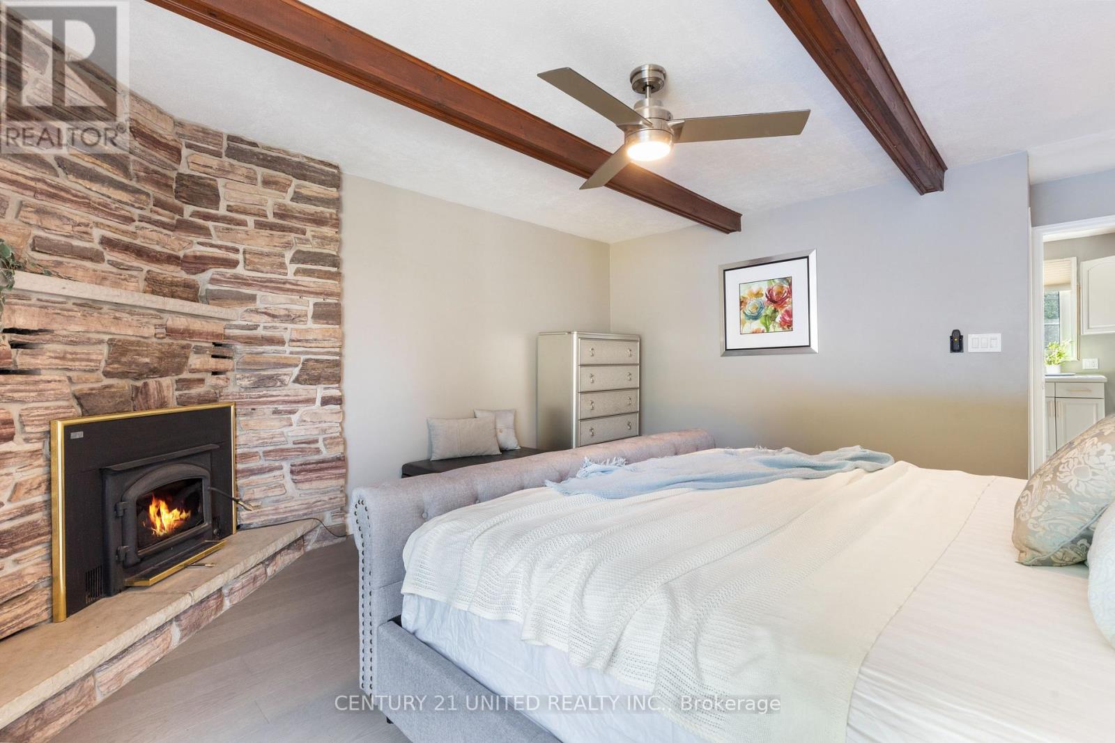 1143 Connaught Drive, Selwyn, Ontario  K0L 1T0 - Photo 23 - X12538662