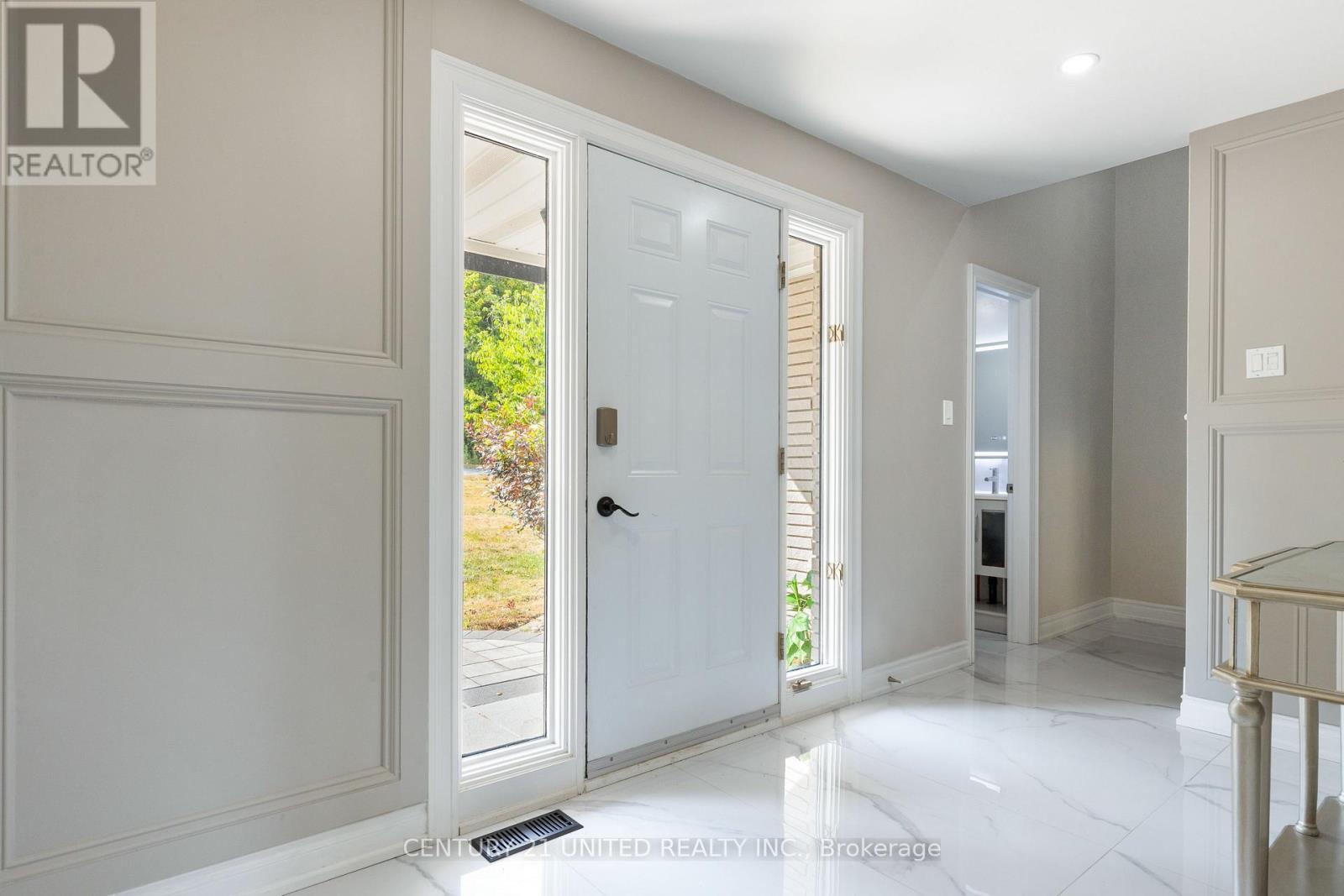 1143 Connaught Drive, Selwyn, Ontario  K0L 1T0 - Photo 5 - X12538662