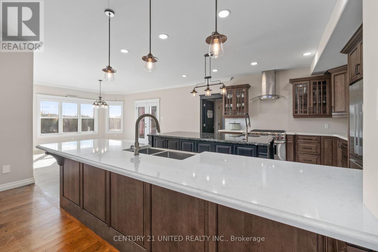 73 Maple Ridge Drive, Kawartha Lakes (Emily), Ontario  K0L 2W0 - Photo 11 - X12538720