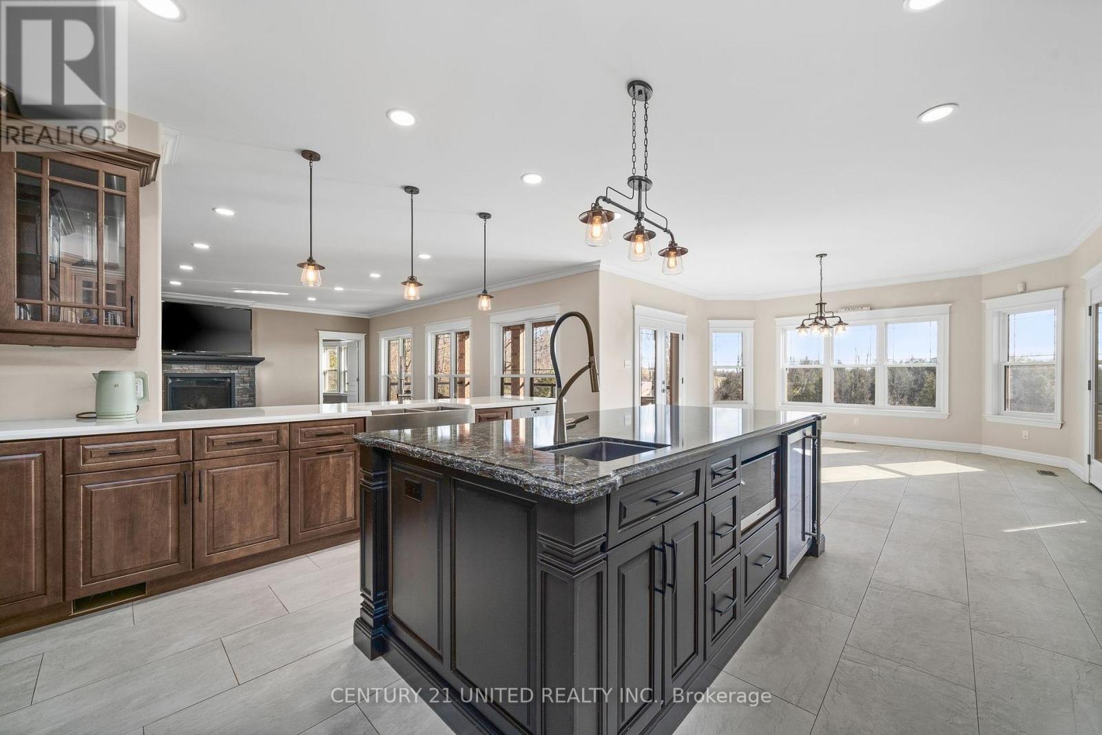 73 Maple Ridge Drive, Kawartha Lakes (Emily), Ontario  K0L 2W0 - Photo 13 - X12538720