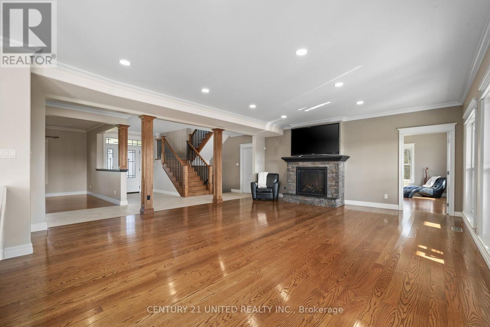 73 Maple Ridge Drive, Kawartha Lakes (Emily), Ontario  K0L 2W0 - Photo 18 - X12538720