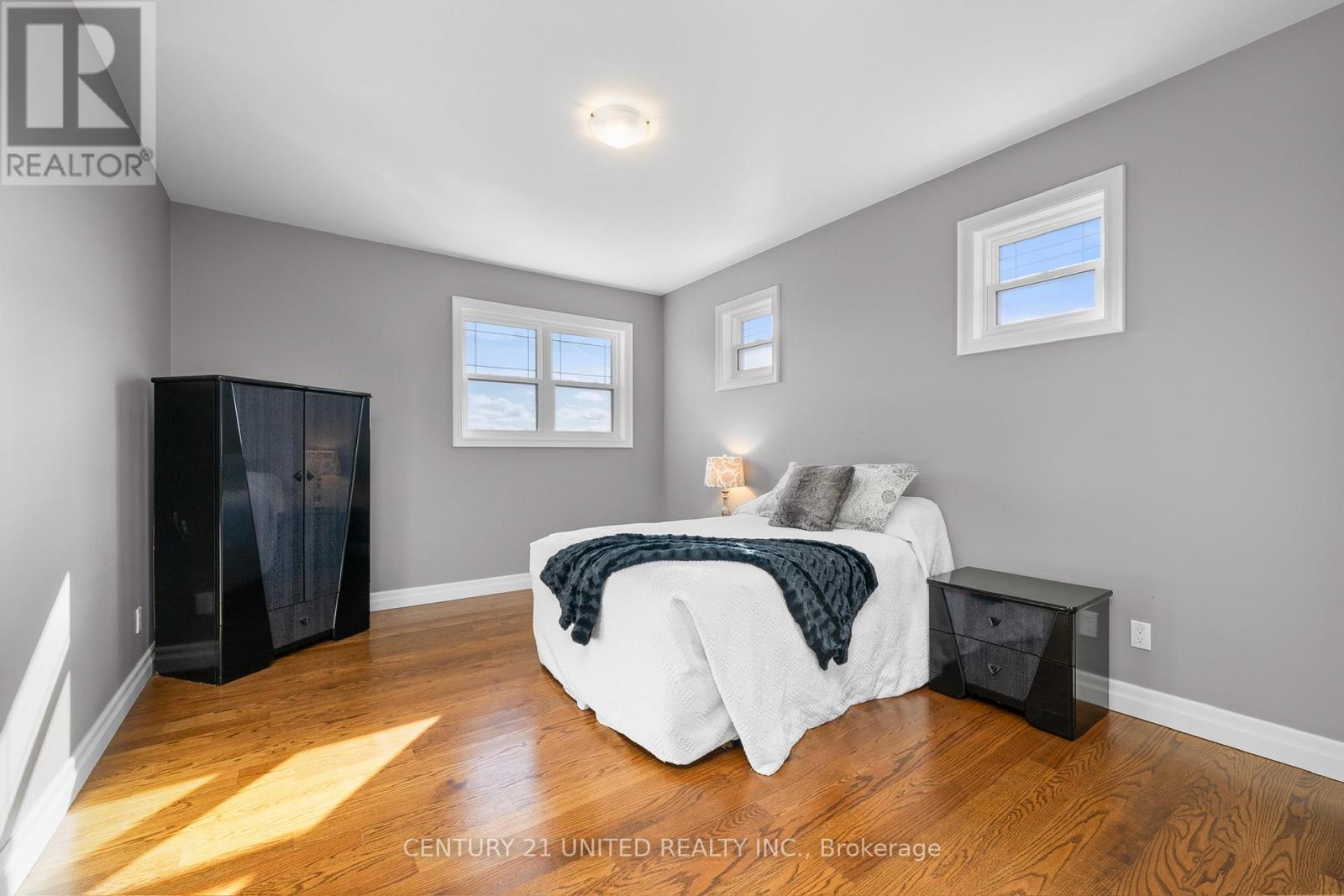 73 Maple Ridge Drive, Kawartha Lakes (Emily), Ontario  K0L 2W0 - Photo 32 - X12538720