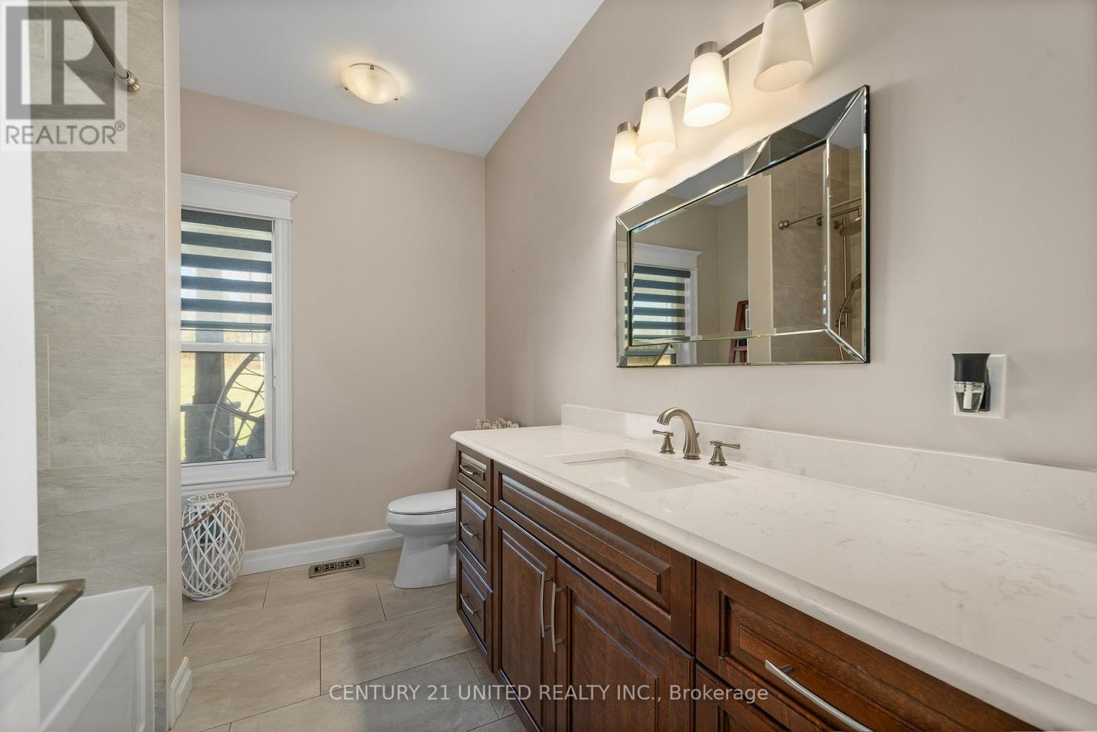 73 Maple Ridge Drive, Kawartha Lakes (Emily), Ontario  K0L 2W0 - Photo 35 - X12538720