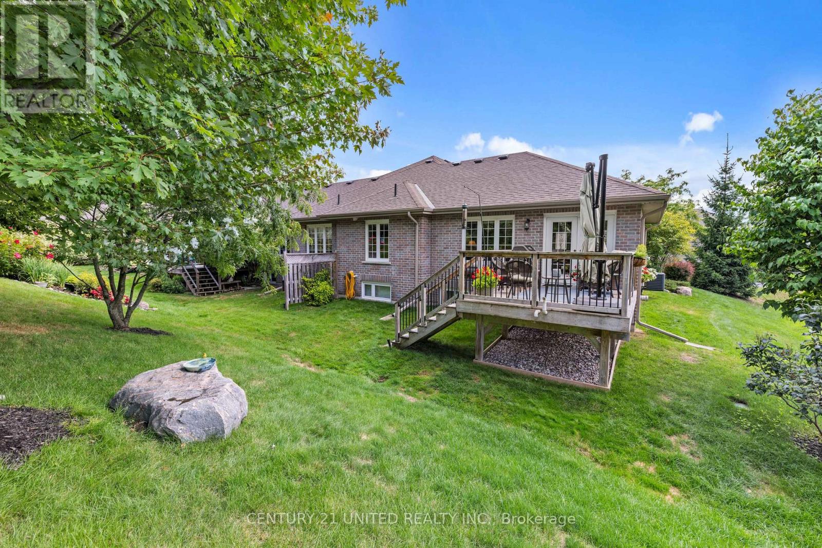 160 - 301 Carnegie Avenue, Peterborough (Northcrest Ward 5), Ontario  K9L 0E9 - Photo 17 - X12538860