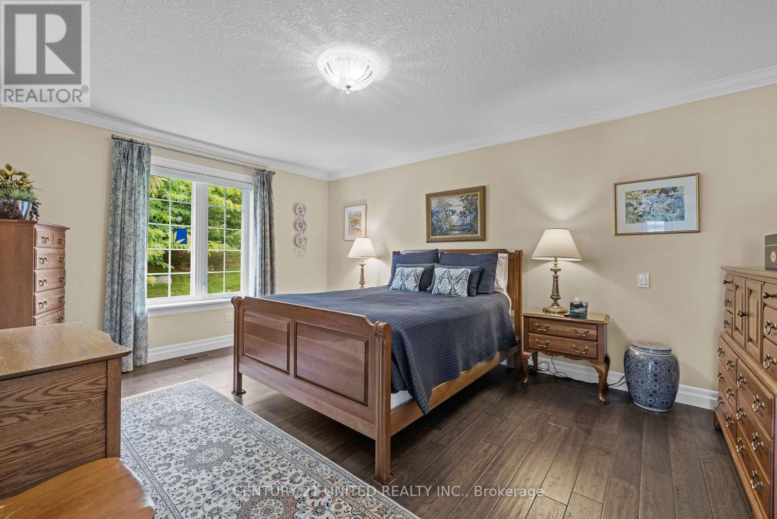 160 - 301 Carnegie Avenue, Peterborough (Northcrest Ward 5), Ontario  K9L 0E9 - Photo 9 - X12538860