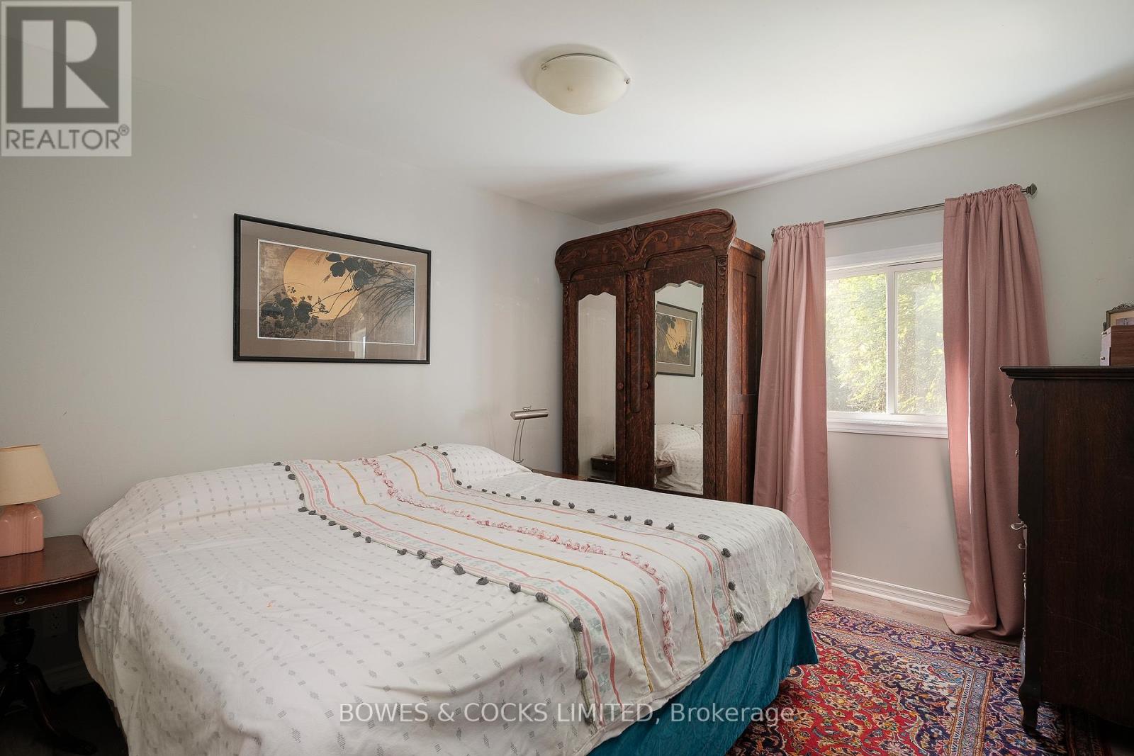 705 Young Street, Peterborough (Otonabee Ward 1), Ontario  K9J 3A3 - Photo 17 - X12539054