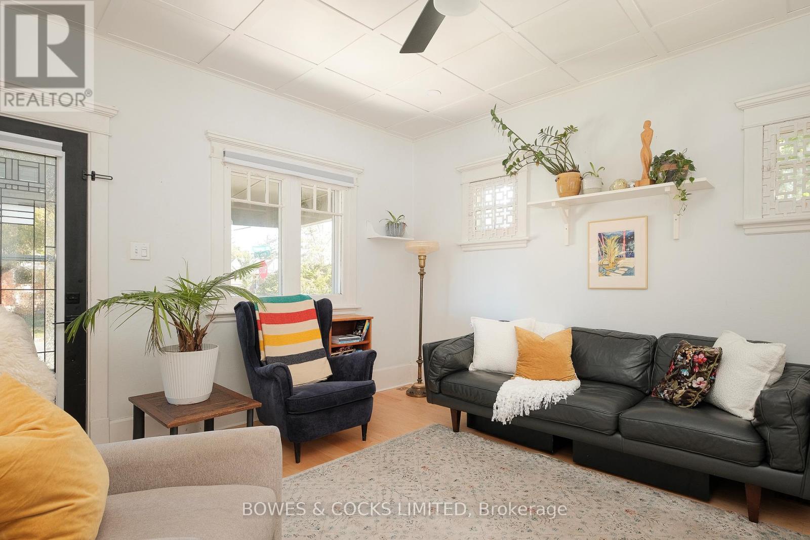 705 Young Street, Peterborough (Otonabee Ward 1), Ontario  K9J 3A3 - Photo 3 - X12539054