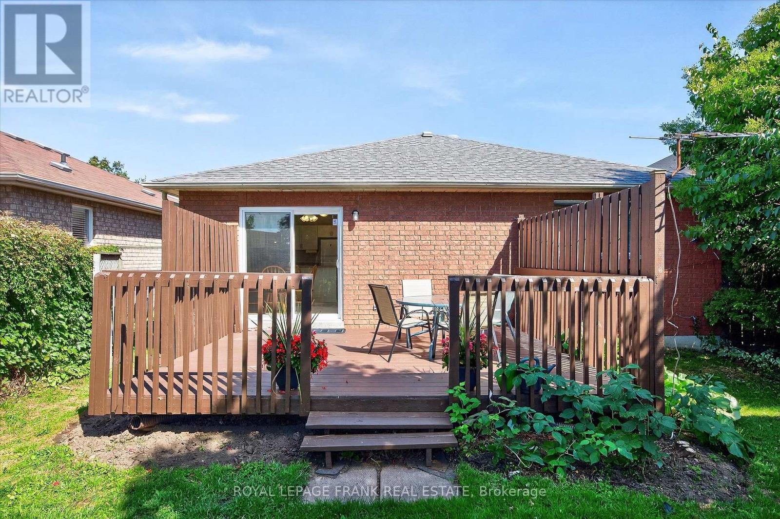 3075 Westridge Boulevard, Peterborough (Monaghan Ward 2), Ontario  K9K 2K5 - Photo 19 - X12539198