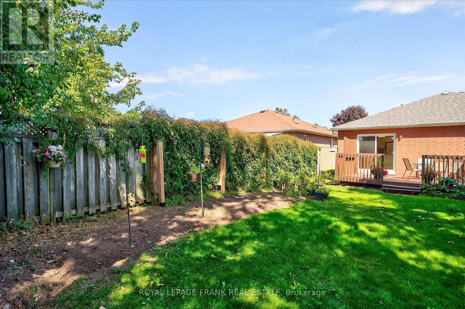 3075 Westridge Boulevard, Peterborough (Monaghan Ward 2), Ontario  K9K 2K5 - Photo 44 - X12539198