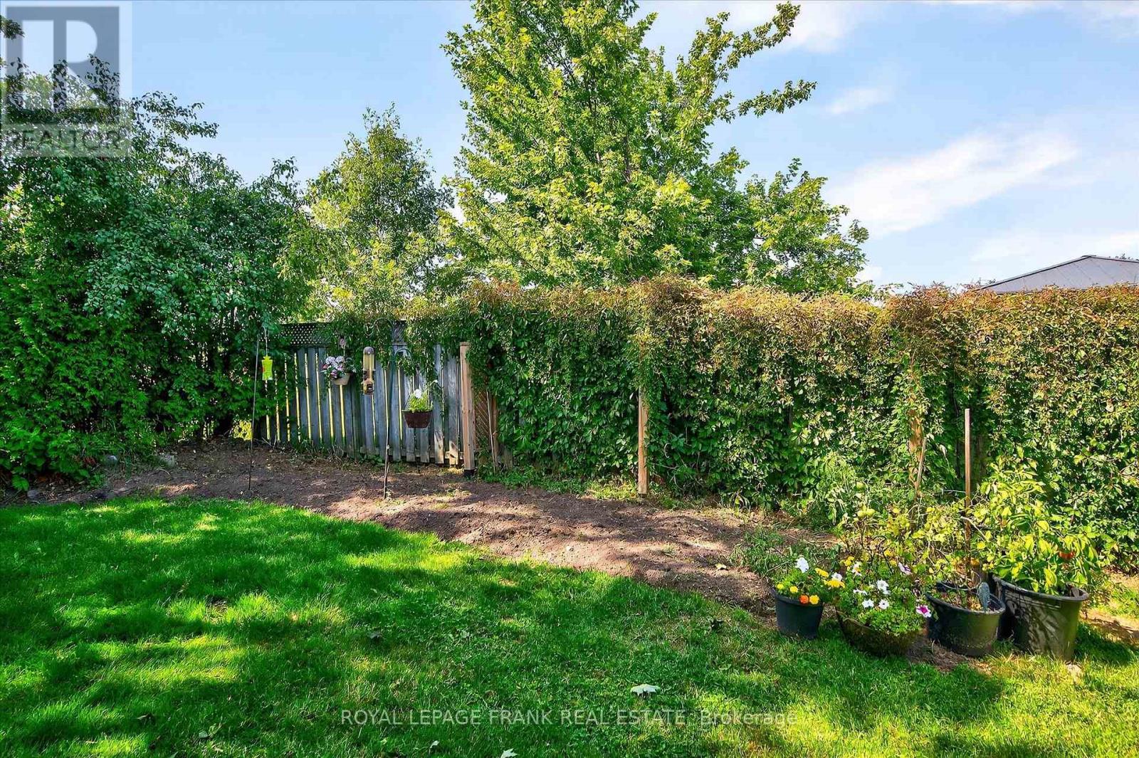 3075 Westridge Boulevard, Peterborough (Monaghan Ward 2), Ontario  K9K 2K5 - Photo 45 - X12539198