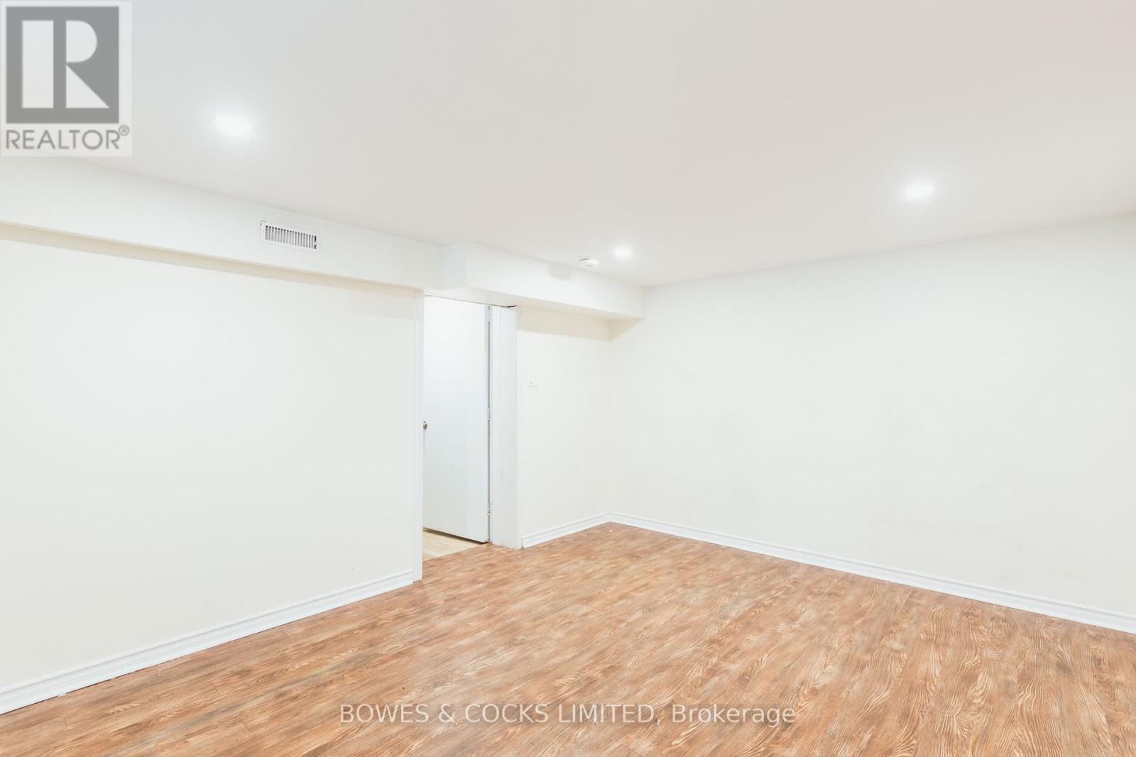 1283 Amundsen Avenue, Peterborough (Northcrest Ward 5), Ontario  K9H 6T5 - Photo 40 - X12539686