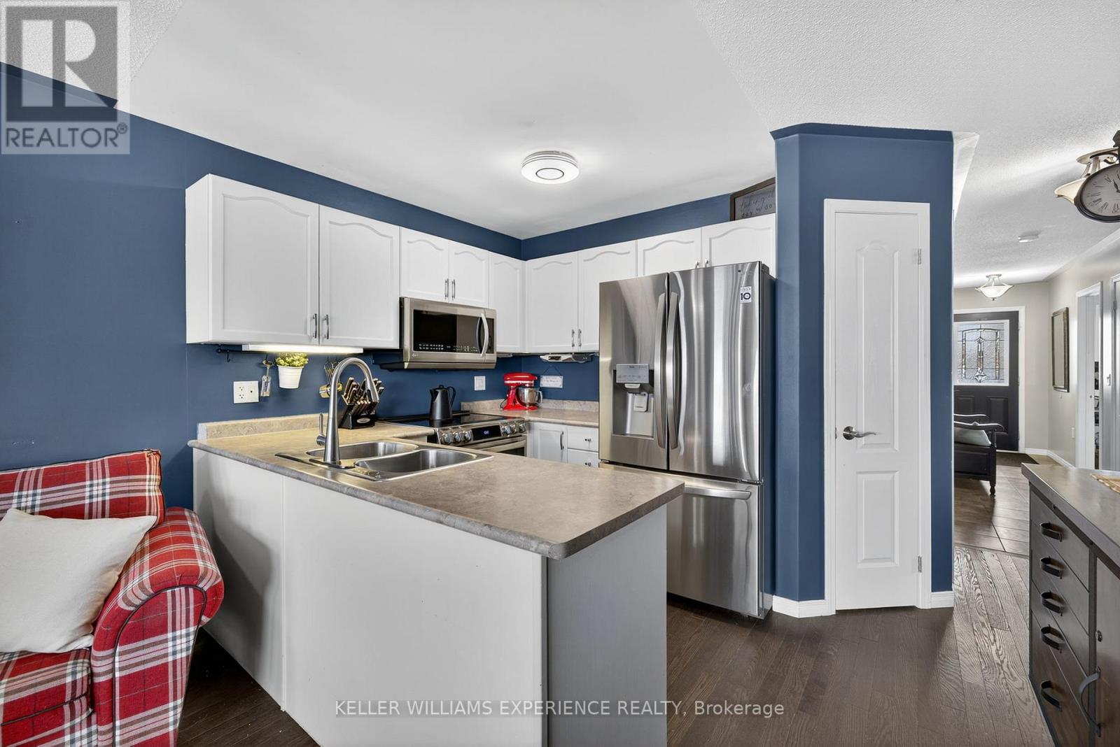 661 Clancy Crescent, Peterborough (Otonabee Ward 1), Ontario  K9K 2S3 - Photo 12 - X12540016