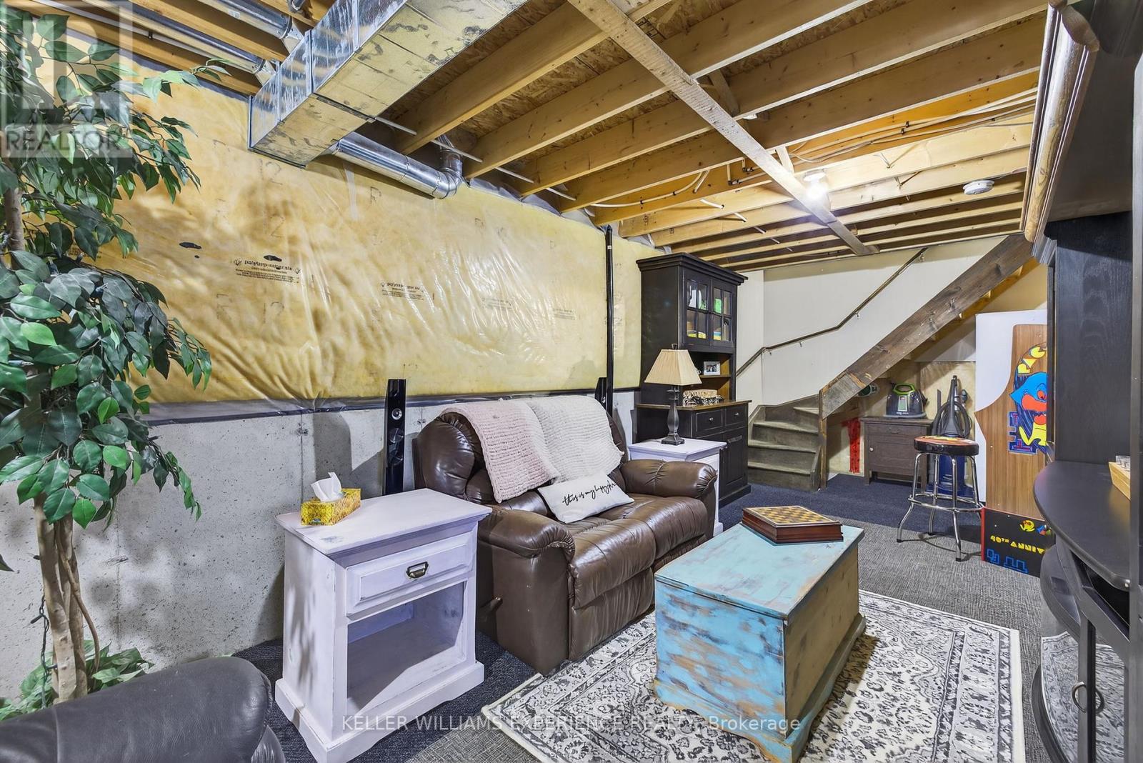 661 Clancy Crescent, Peterborough (Otonabee Ward 1), Ontario  K9K 2S3 - Photo 36 - X12540016