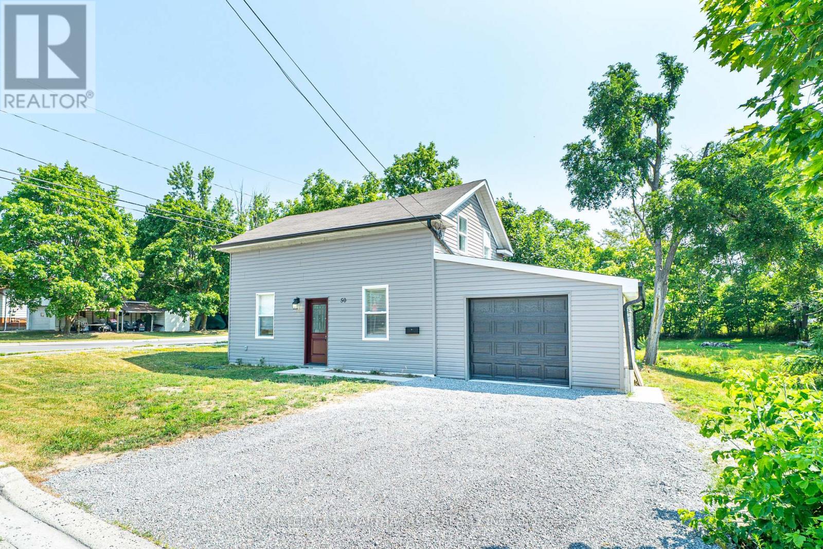 50 St Patrick Street, Kawartha Lakes (Lindsay), Ontario  K9V 1R3 - Photo 1 - X12540502