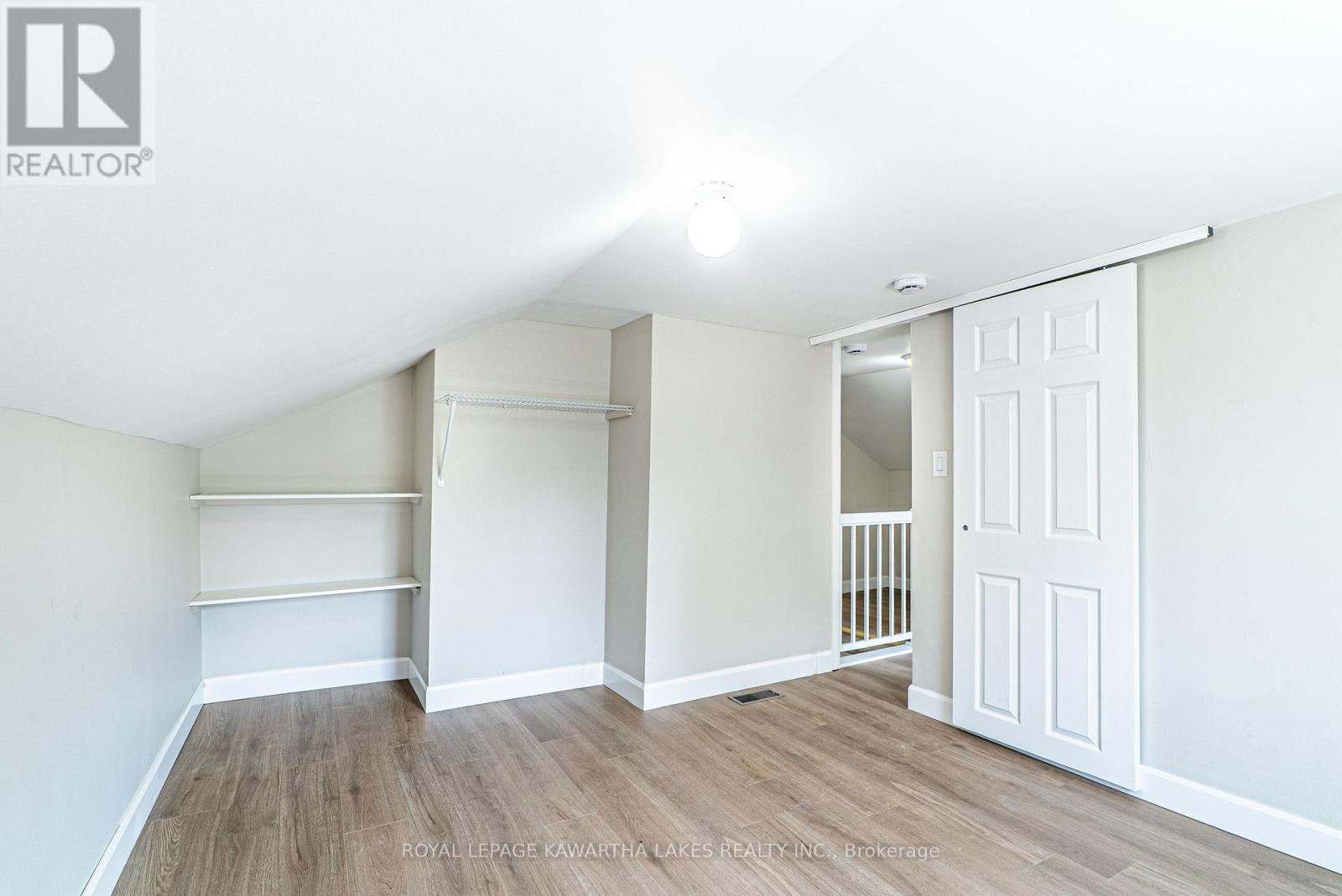 50 St Patrick Street, Kawartha Lakes (Lindsay), Ontario  K9V 1R3 - Photo 18 - X12540502