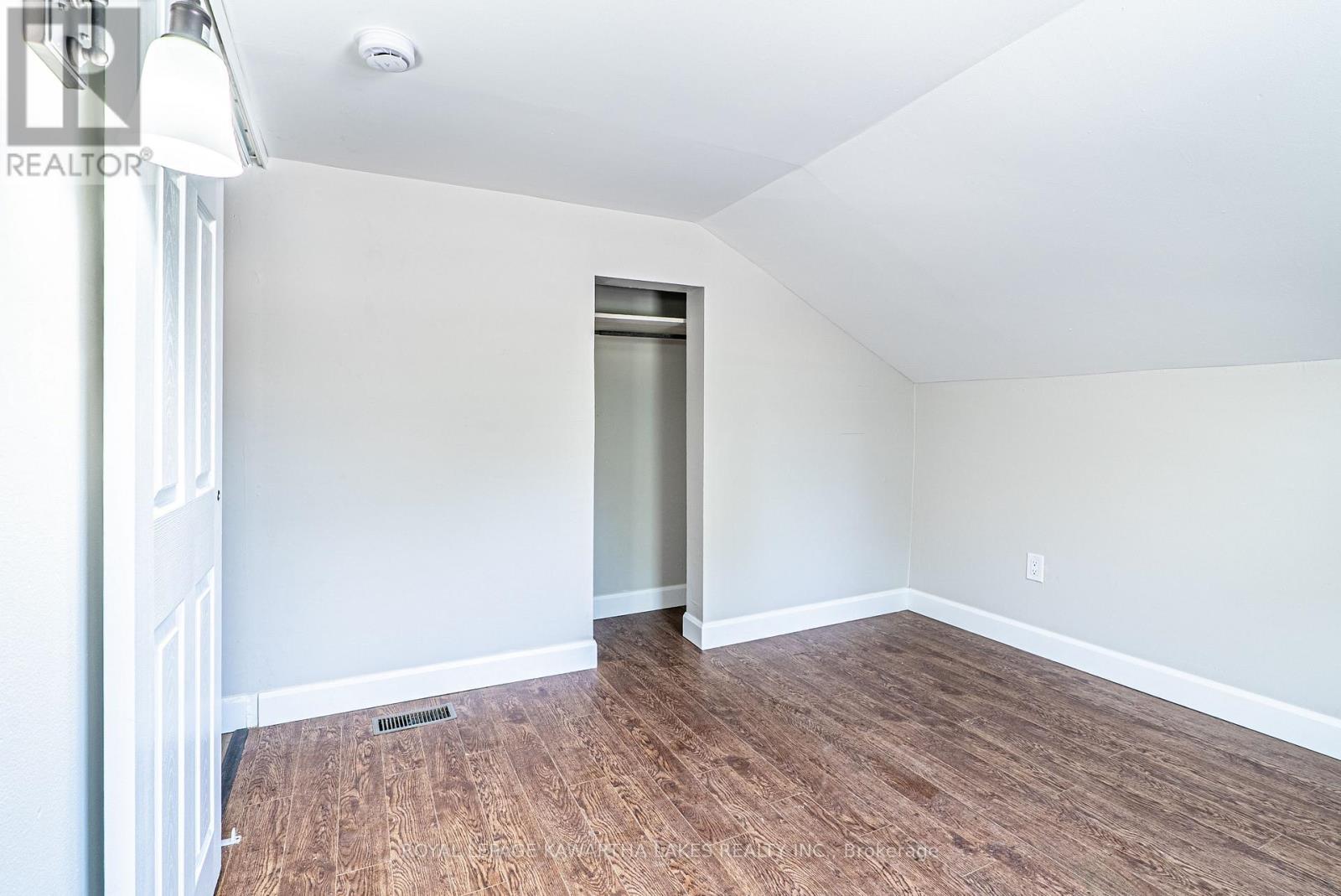 50 St Patrick Street, Kawartha Lakes (Lindsay), Ontario  K9V 1R3 - Photo 20 - X12540502