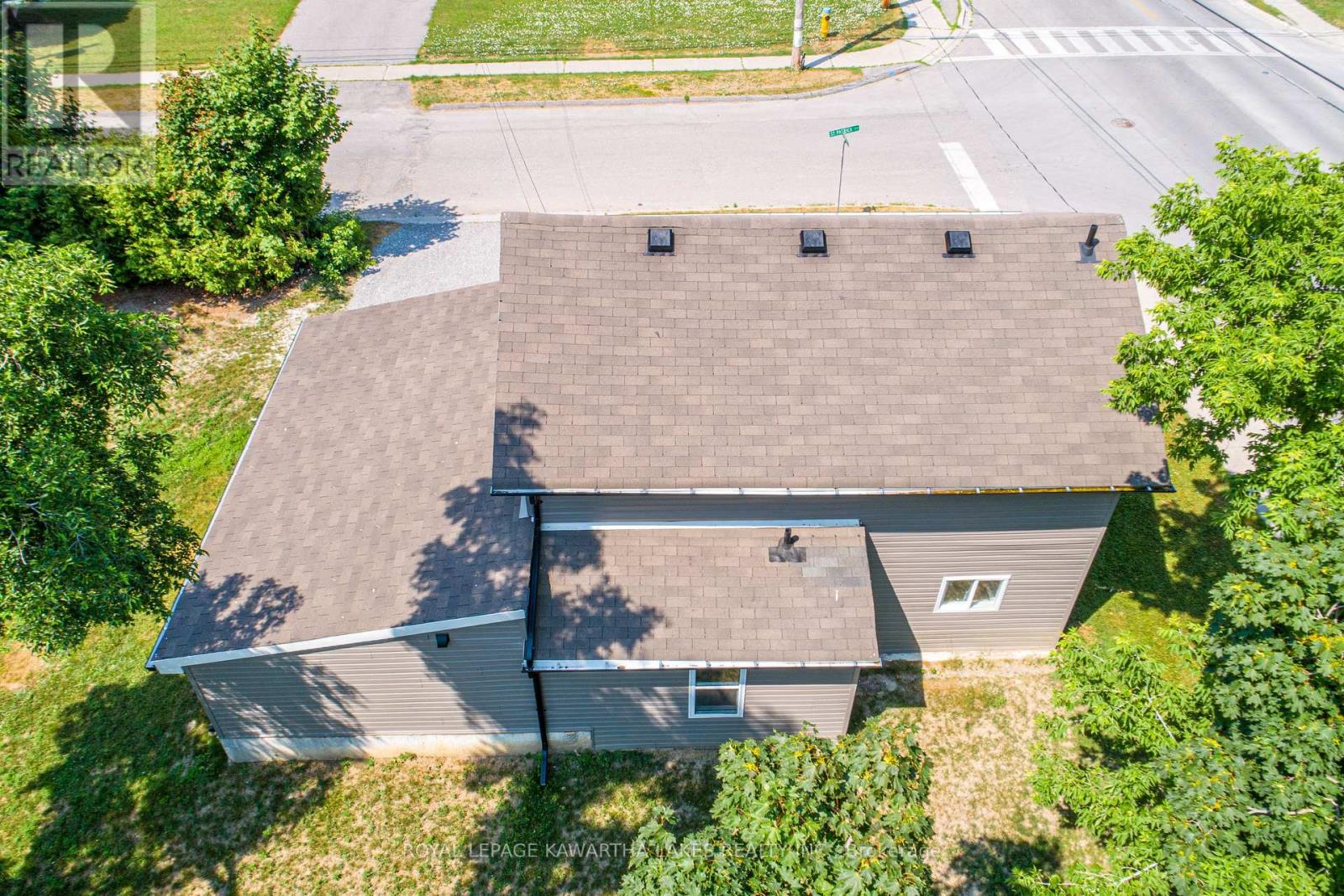 50 St Patrick Street, Kawartha Lakes (Lindsay), Ontario  K9V 1R3 - Photo 26 - X12540502