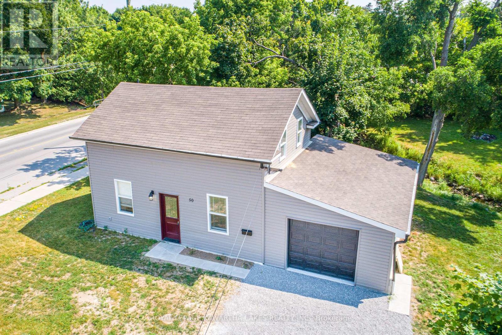 50 St Patrick Street, Kawartha Lakes (Lindsay), Ontario  K9V 1R3 - Photo 4 - X12540502