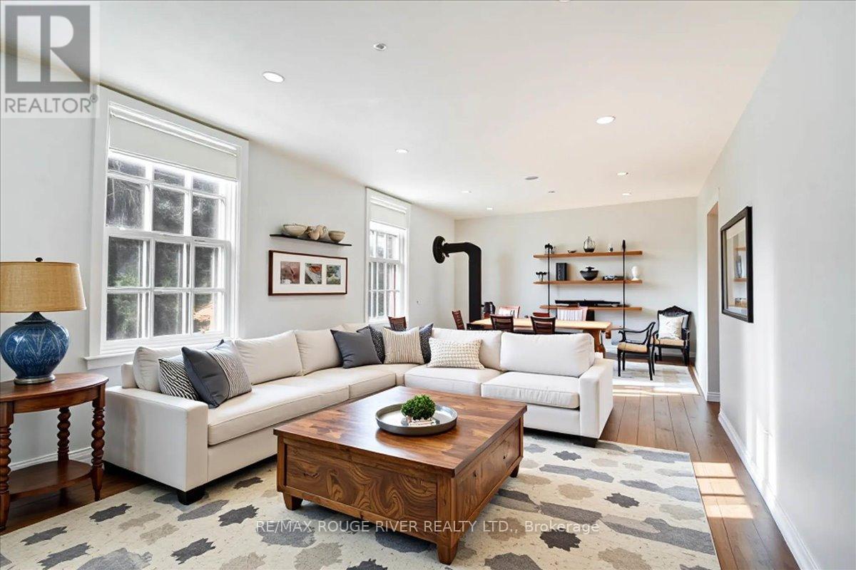 1140 Heritage Line, Otonabee-South Monaghan, Ontario  K0L 2G0 - Photo 7 - X12540530