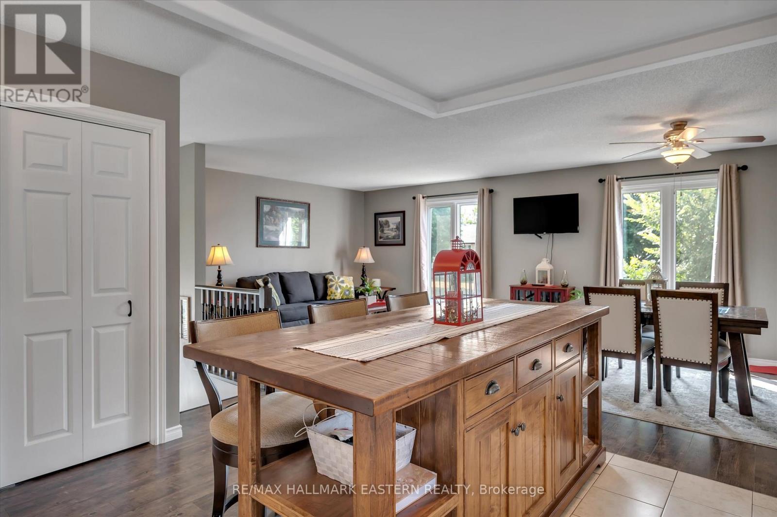 2574 Foxmeadow Road, Peterborough (Ashburnham Ward 4), Ontario  K9L 1X2 - Photo 12 - X12540548