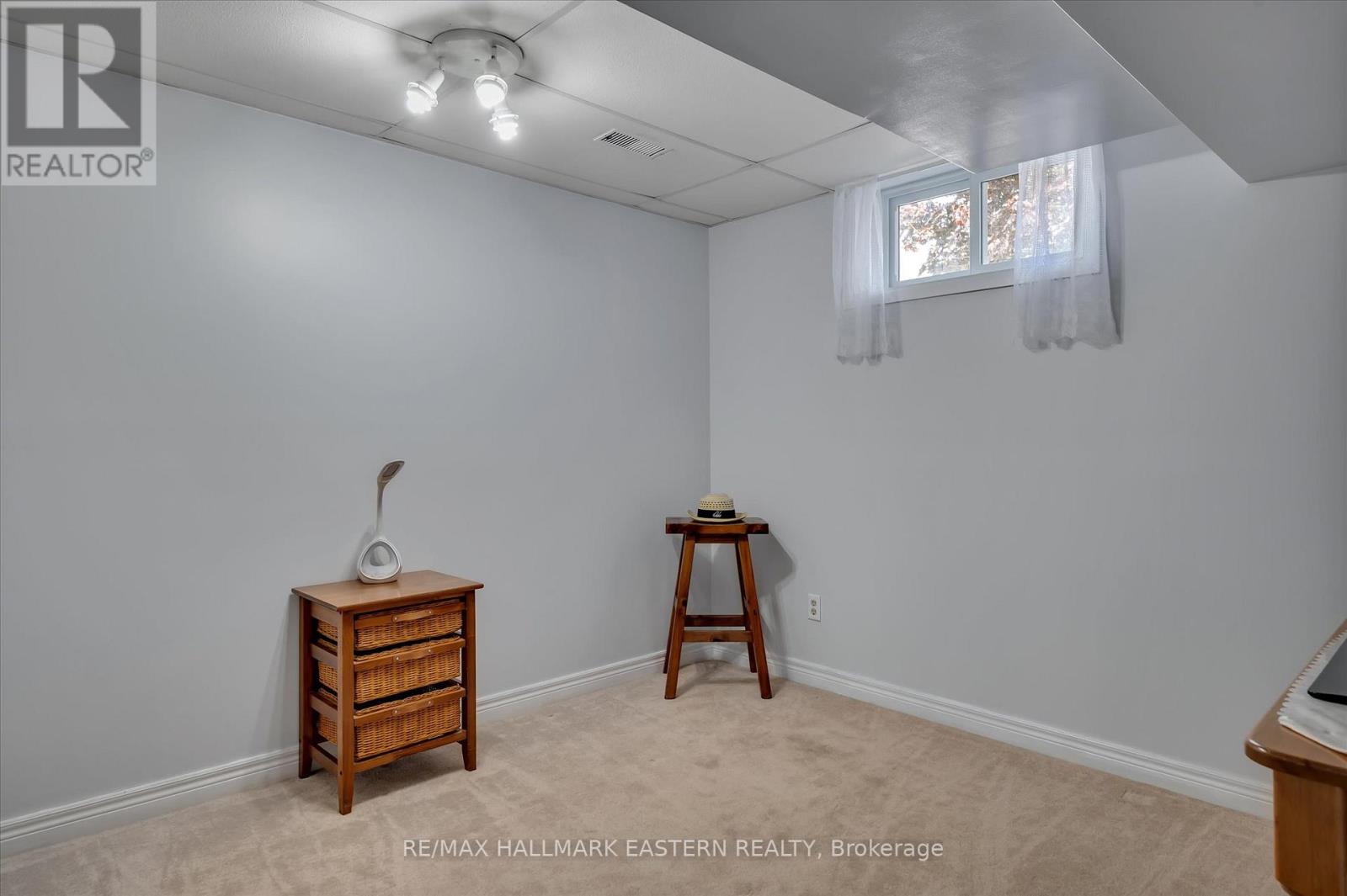 2574 Foxmeadow Road, Peterborough (Ashburnham Ward 4), Ontario  K9L 1X2 - Photo 33 - X12540548