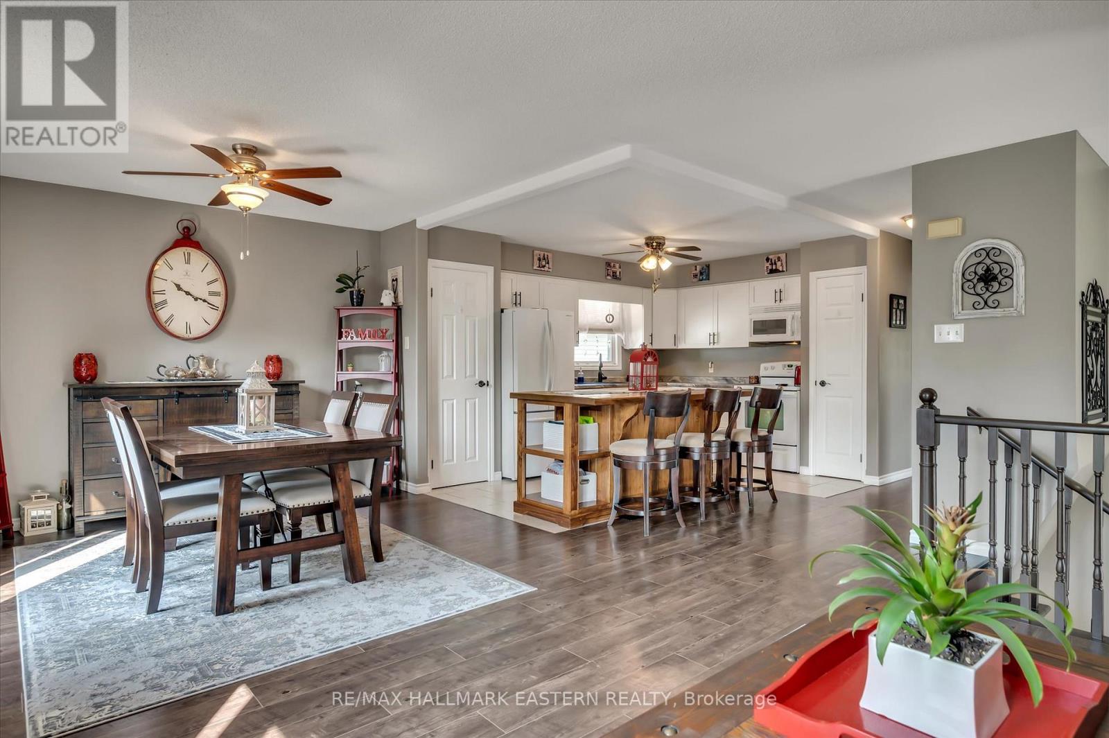 2574 Foxmeadow Road, Peterborough (Ashburnham Ward 4), Ontario  K9L 1X2 - Photo 6 - X12540548