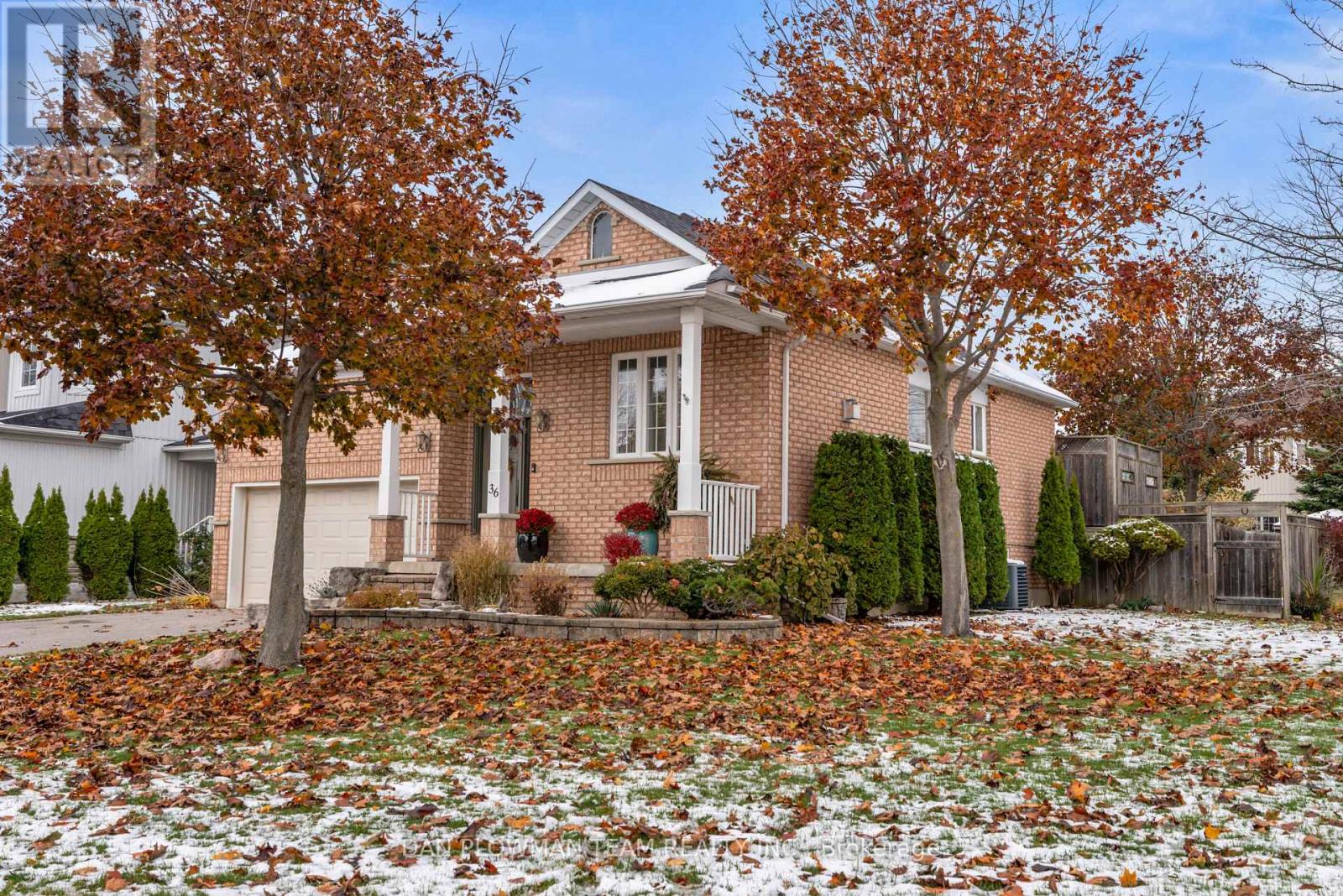 36 Shipley Avenue, Clarington (Newcastle), Ontario  L1B 1M6 - Photo 1 - E12540498