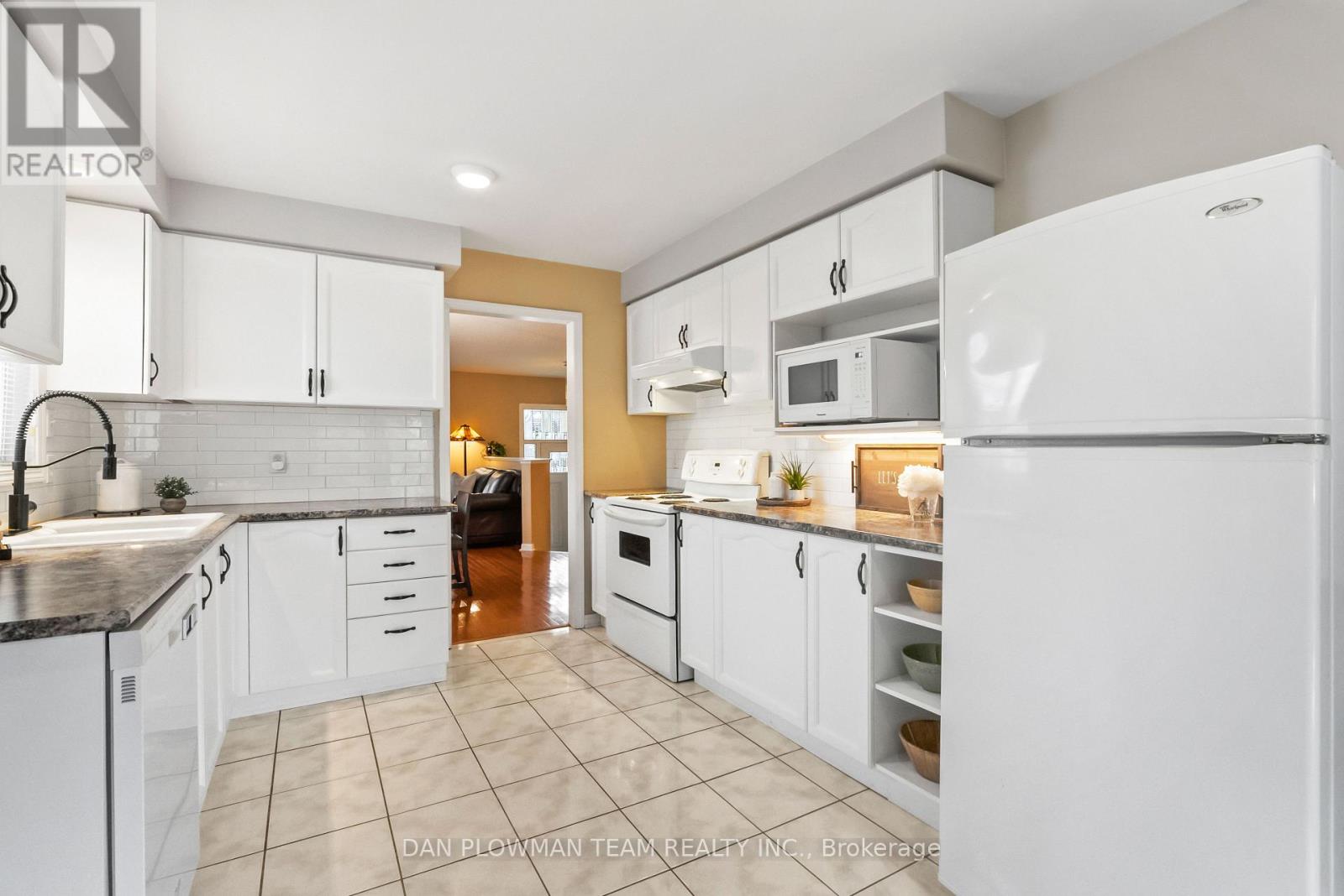 36 Shipley Avenue, Clarington (Newcastle), Ontario  L1B 1M6 - Photo 14 - E12540498