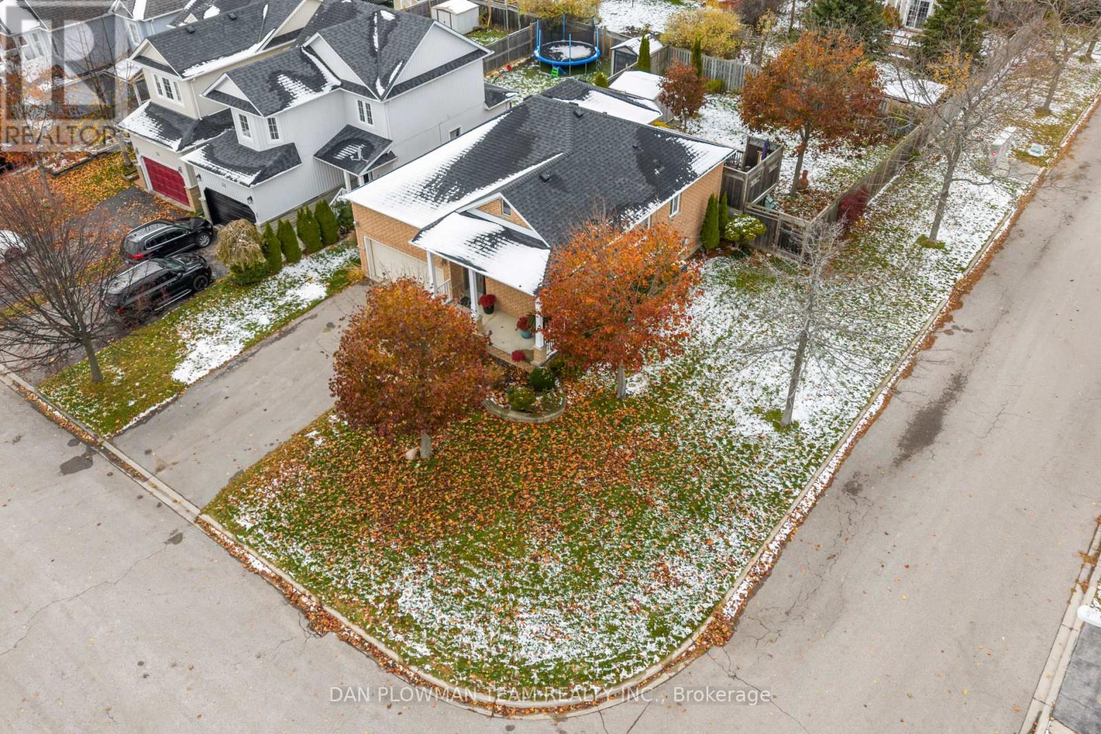 36 Shipley Avenue, Clarington (Newcastle), Ontario  L1B 1M6 - Photo 5 - E12540498