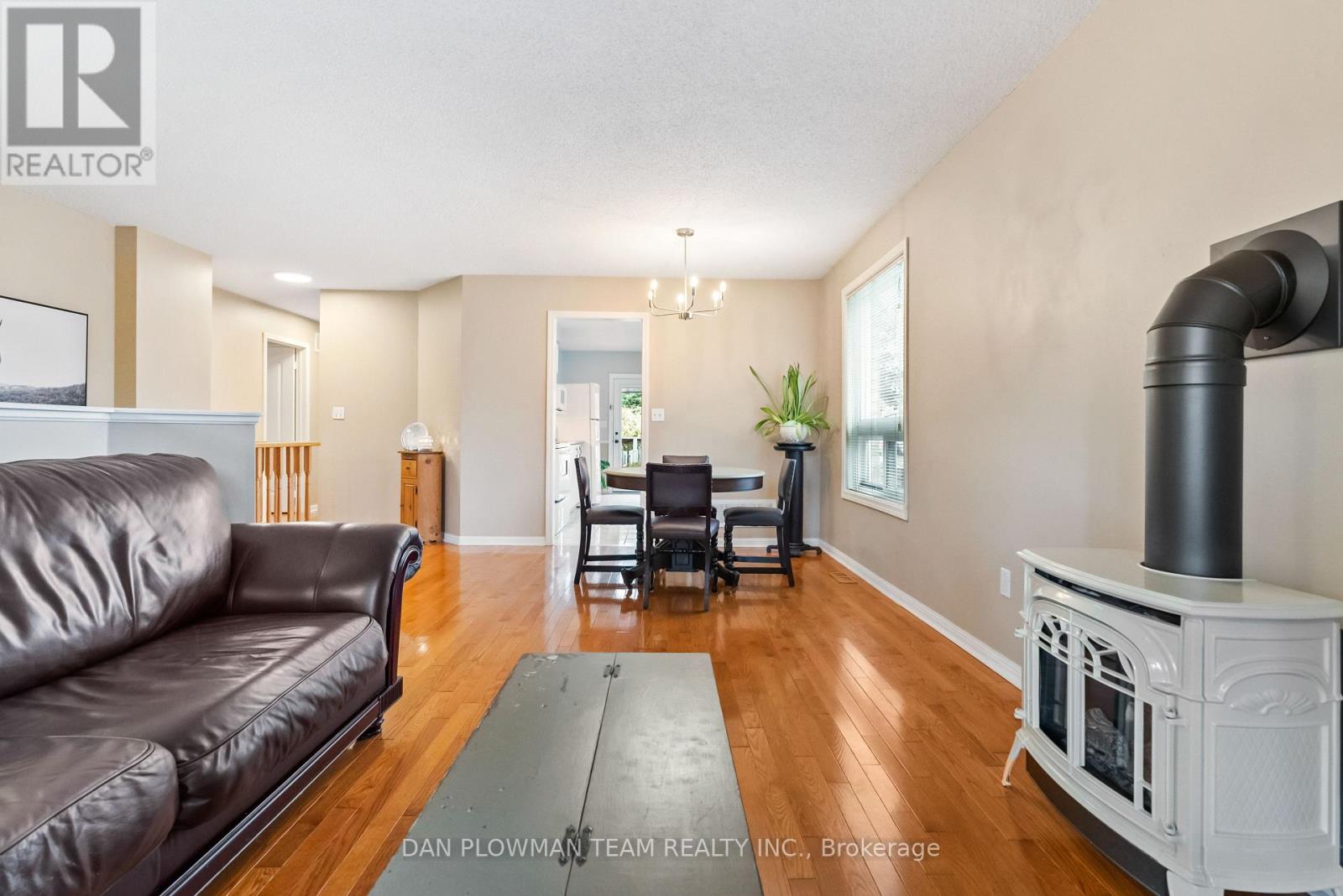 36 Shipley Avenue, Clarington (Newcastle), Ontario  L1B 1M6 - Photo 9 - E12540498