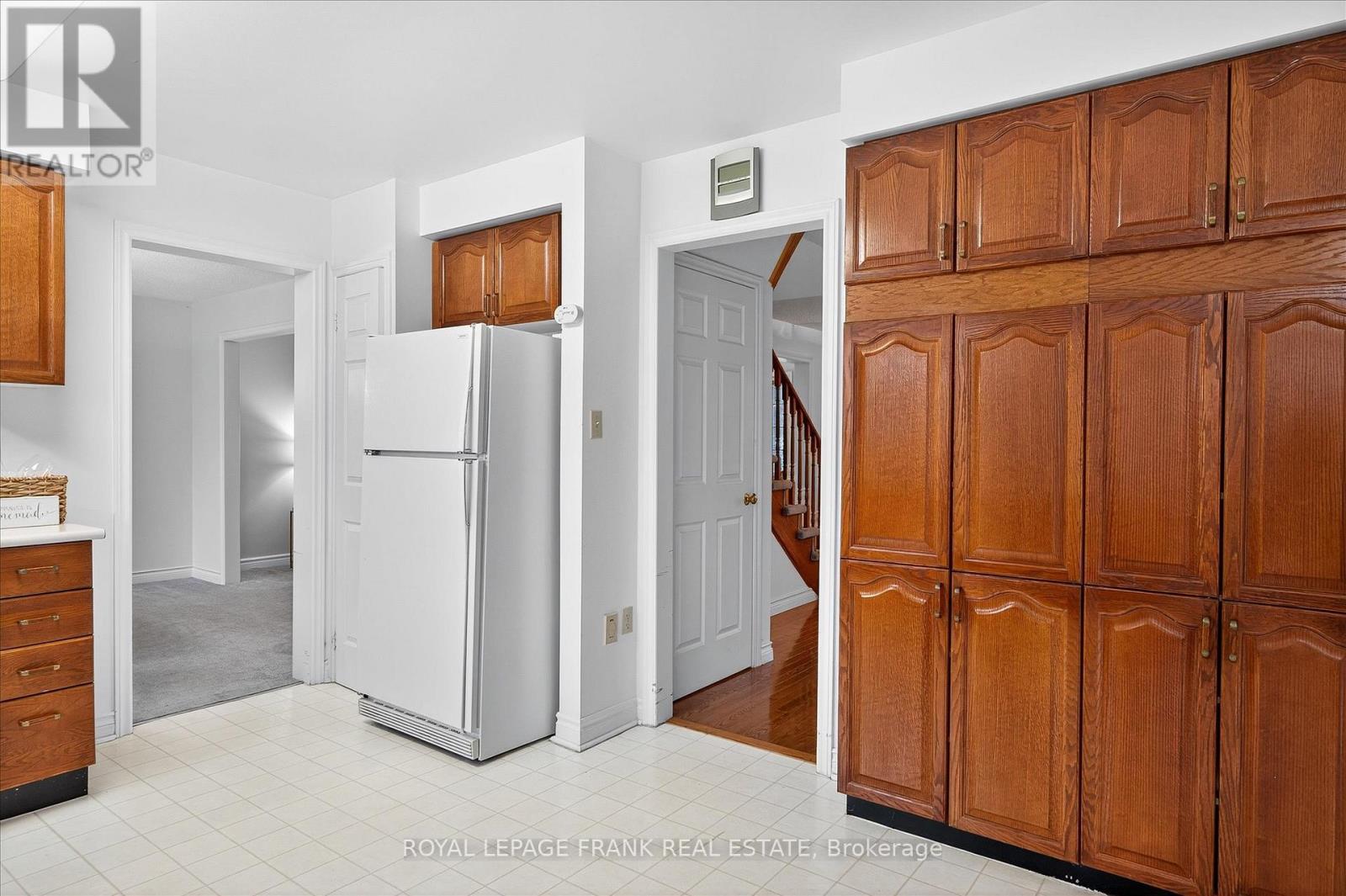 544 Fortye Drive, Peterborough (Otonabee Ward 1), Ontario  K9K 2H2 - Photo 11 - X12540854