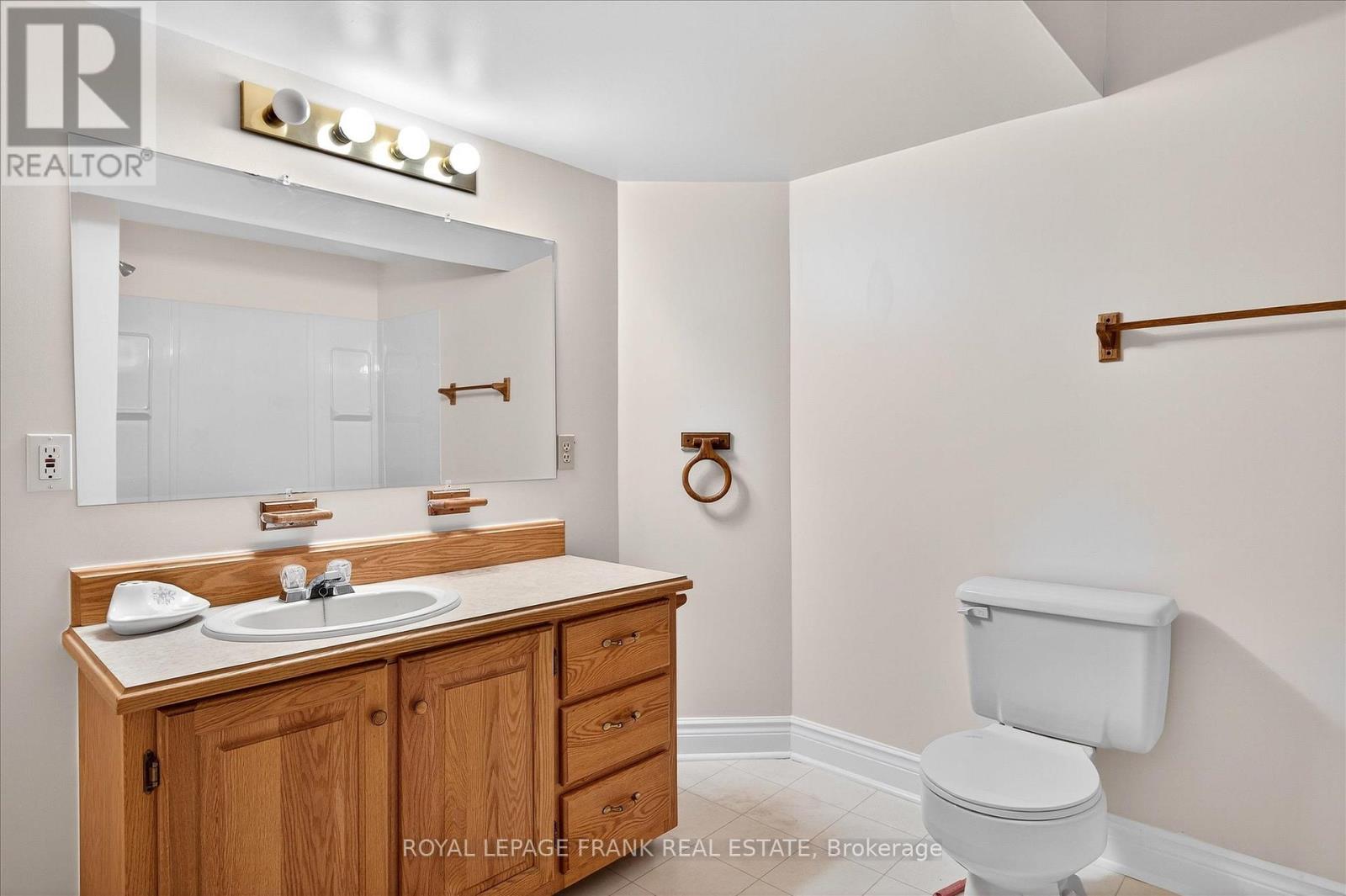 544 Fortye Drive, Peterborough (Otonabee Ward 1), Ontario  K9K 2H2 - Photo 26 - X12540854