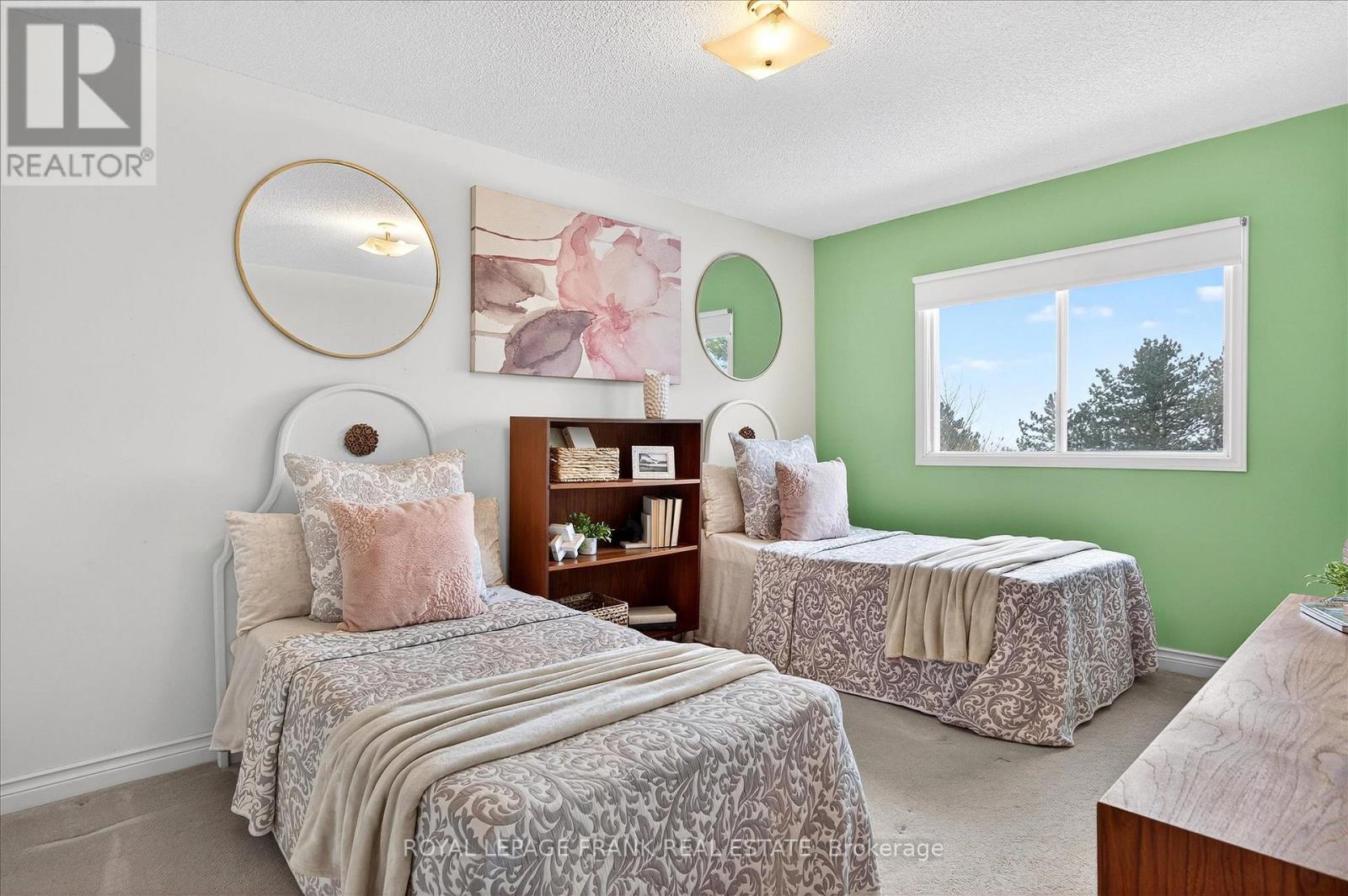 544 Fortye Drive, Peterborough (Otonabee Ward 1), Ontario  K9K 2H2 - Photo 36 - X12540854