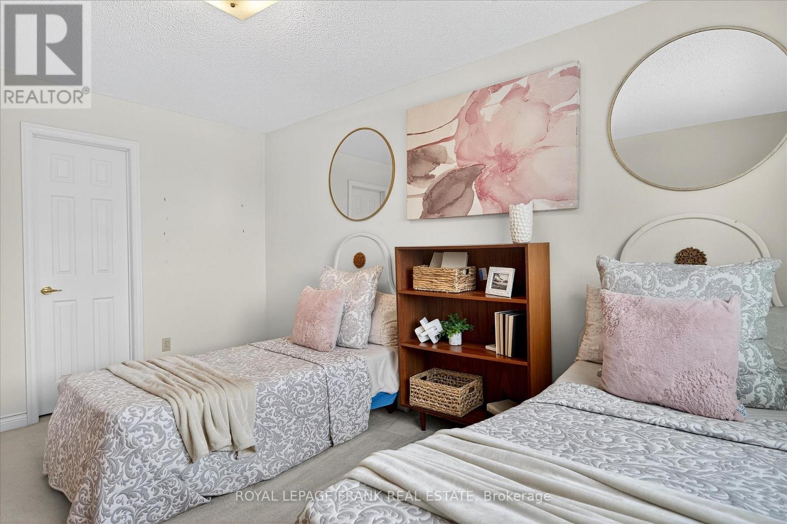 544 Fortye Drive, Peterborough (Otonabee Ward 1), Ontario  K9K 2H2 - Photo 38 - X12540854