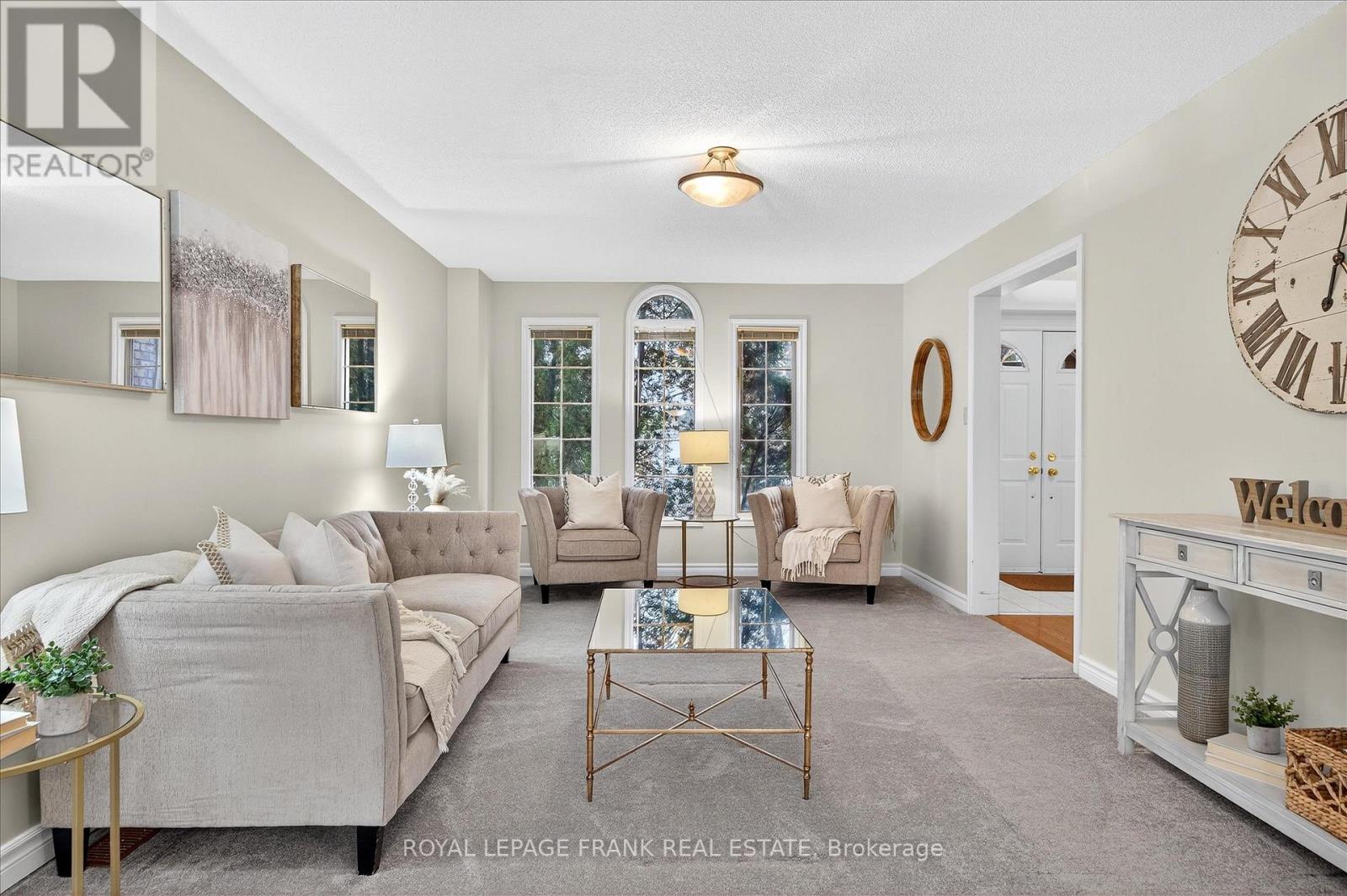 544 Fortye Drive, Peterborough (Otonabee Ward 1), Ontario  K9K 2H2 - Photo 4 - X12540854