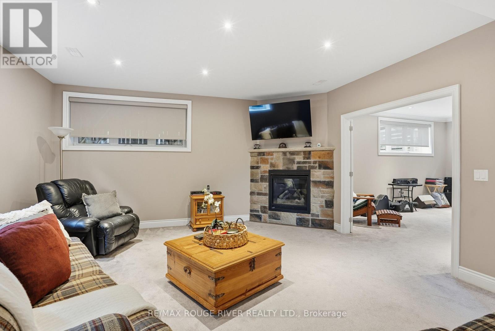 50 - 17 Lockside Drive, Peterborough (Otonabee Ward 1), Ontario  K9J 8T2 - Photo 25 - X12541374