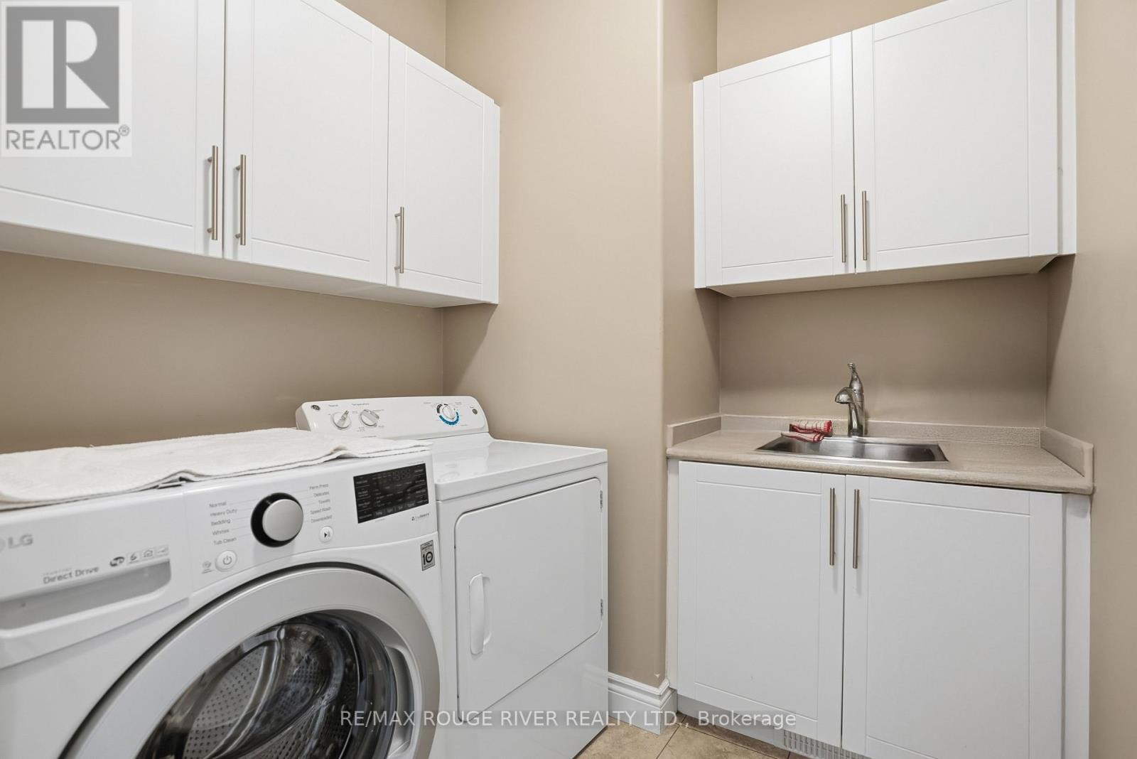 50 - 17 Lockside Drive, Peterborough (Otonabee Ward 1), Ontario  K9J 8T2 - Photo 32 - X12541374