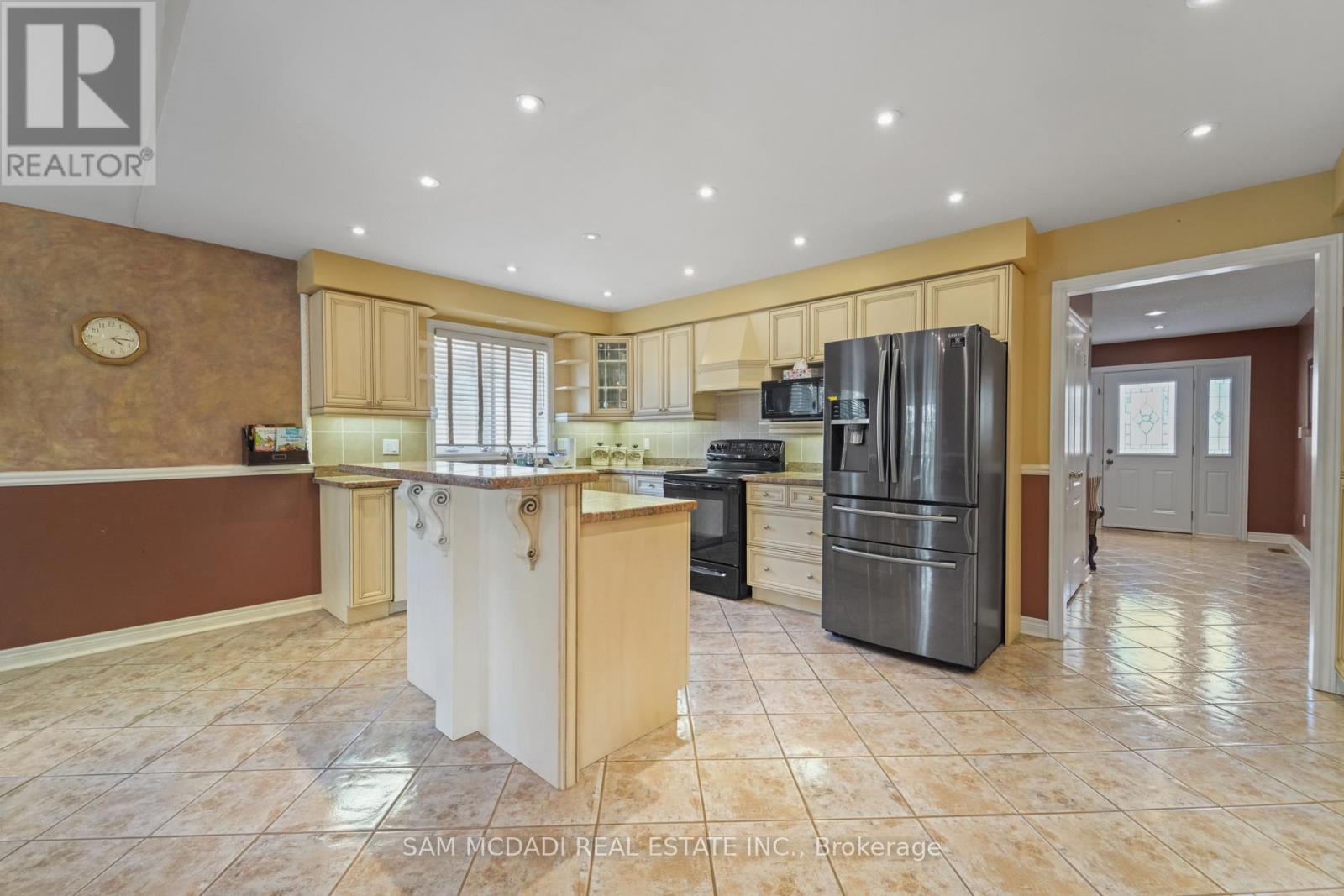 84 Maryland Drive, Selwyn, Ontario  K9J 6X3 - Photo 7 - X12541054