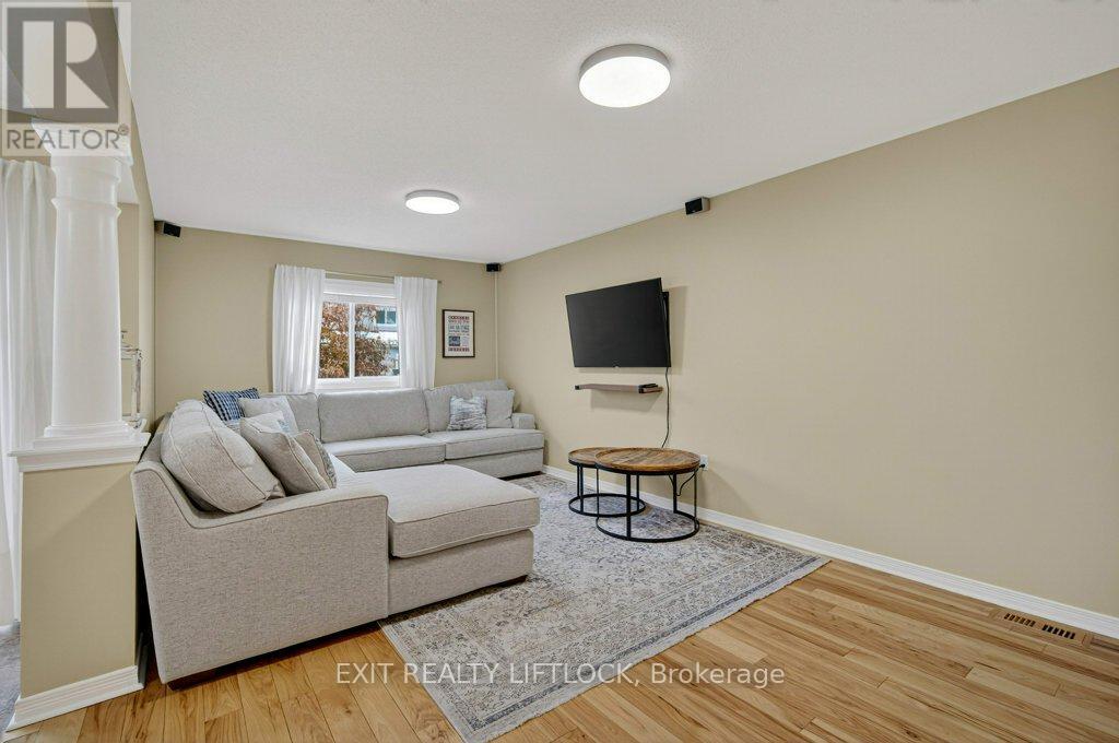 659 Tully Crescent, Peterborough (Monaghan Ward 2), Ontario  K9K 0A9 - Photo 14 - X12542032